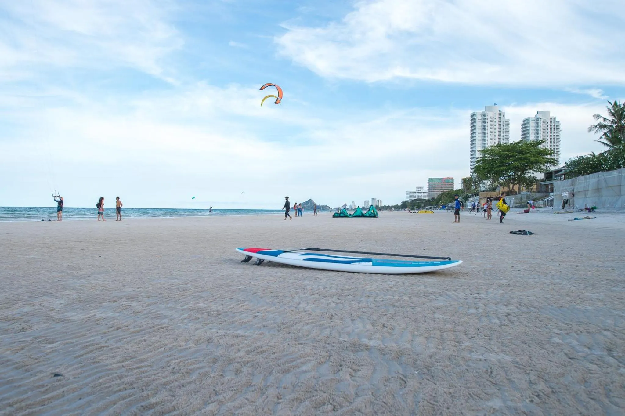 Beach in Marrakesh Huahin 4bedrooms suite with Jacuzzi 208