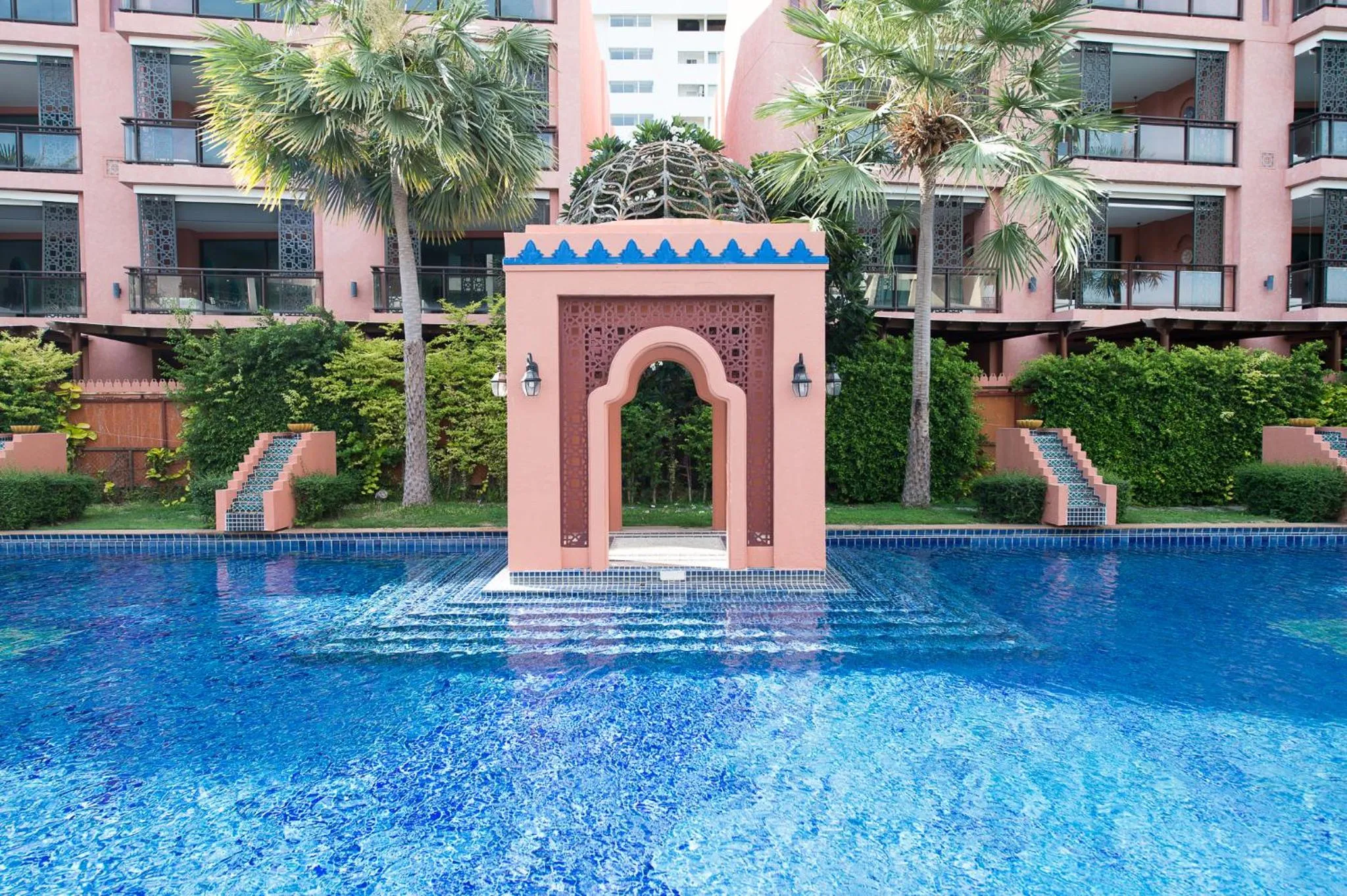 Swimming pool in Marrakesh Huahin 4bedrooms suite with Jacuzzi 208