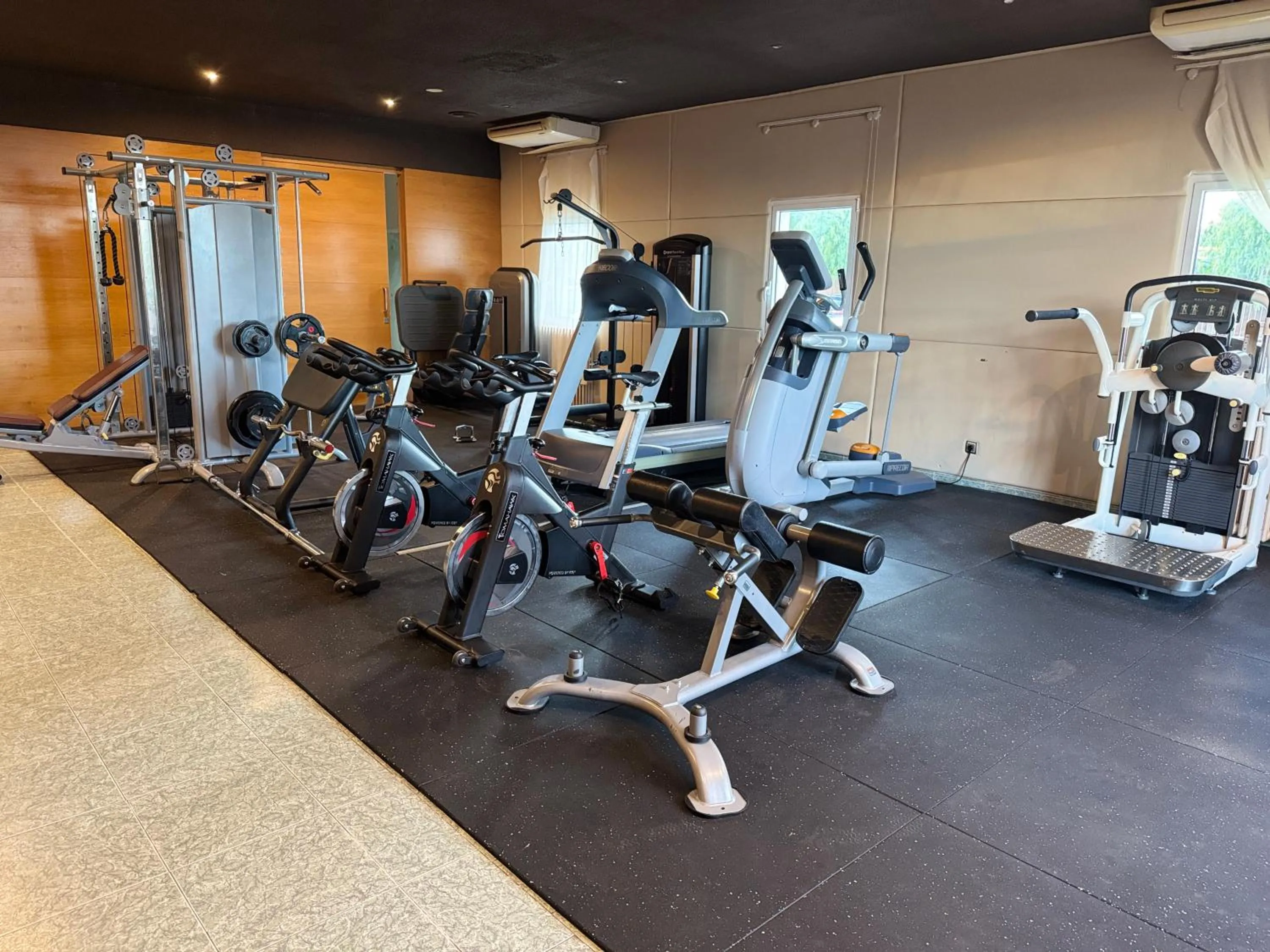 Fitness centre/facilities in Hotel & Restaurant Figueres Parc