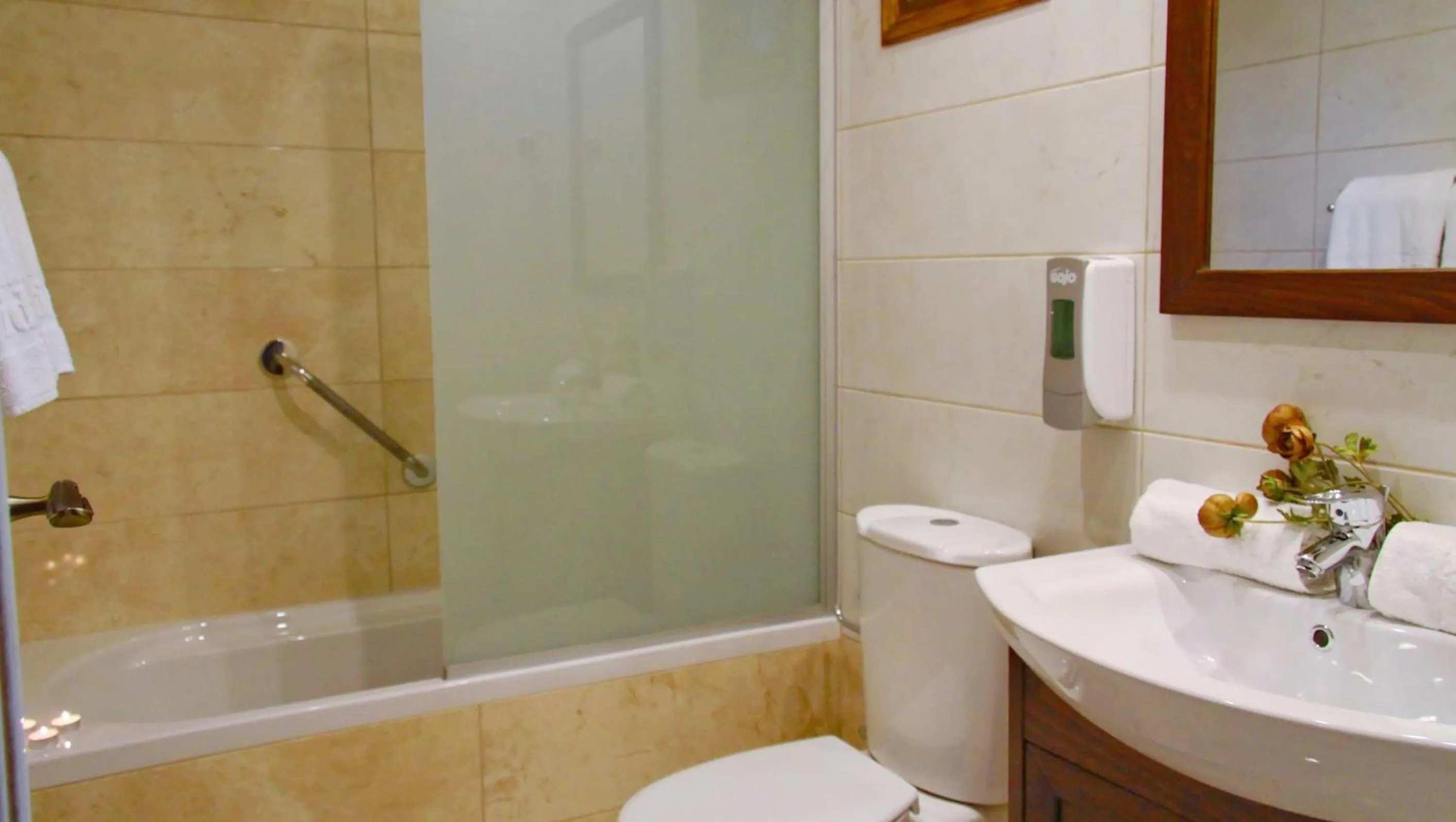 Bathroom in Camelot Royal Beds by Estia