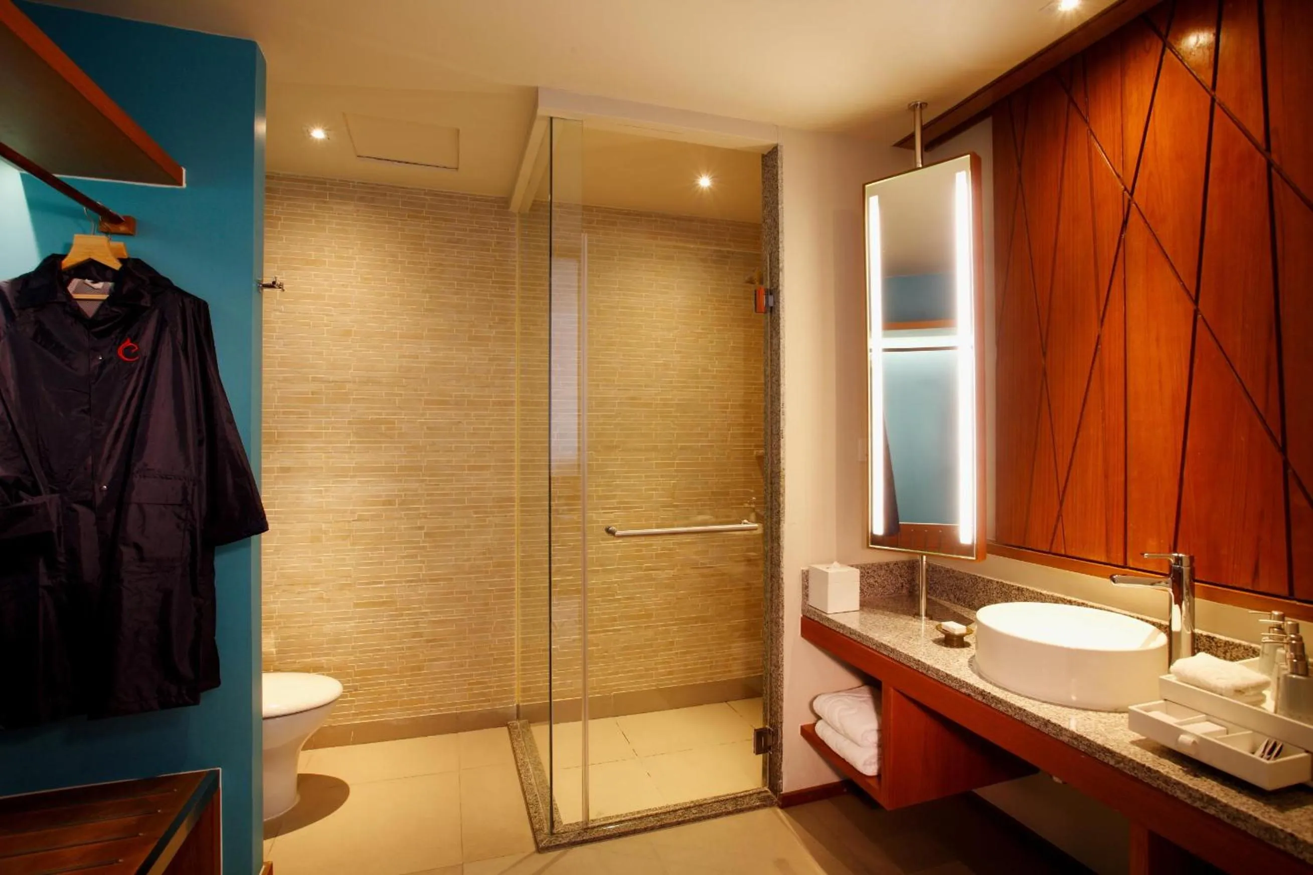 Bathroom in Centara Ras Fushi Resort & Spa Maldives - 50 percent discount on transfers for min 4 nights stay and more, valid for reservations between 11th Feb till 22 Dec 2025