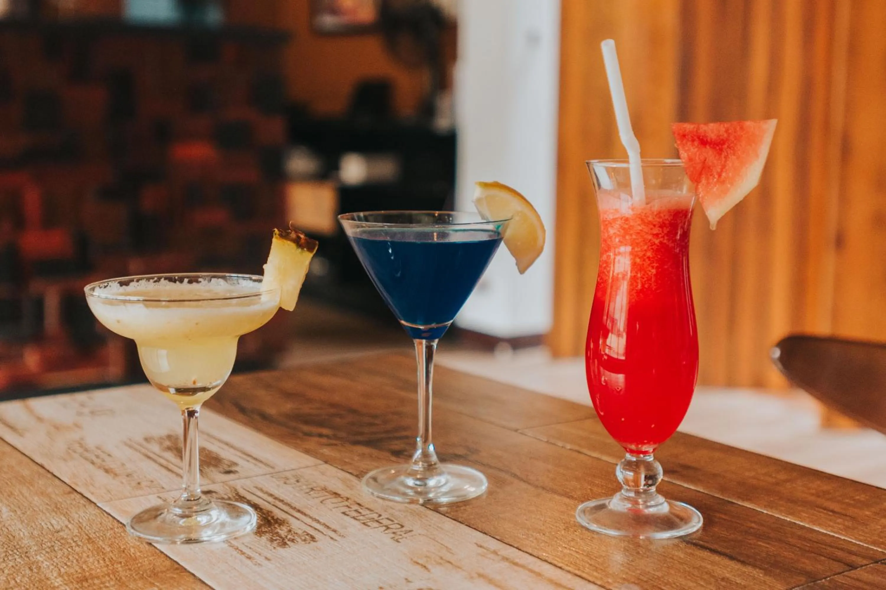 Restaurant/places to eat in SureStay Plus Hotel by Best Western AC LUXE Angeles City