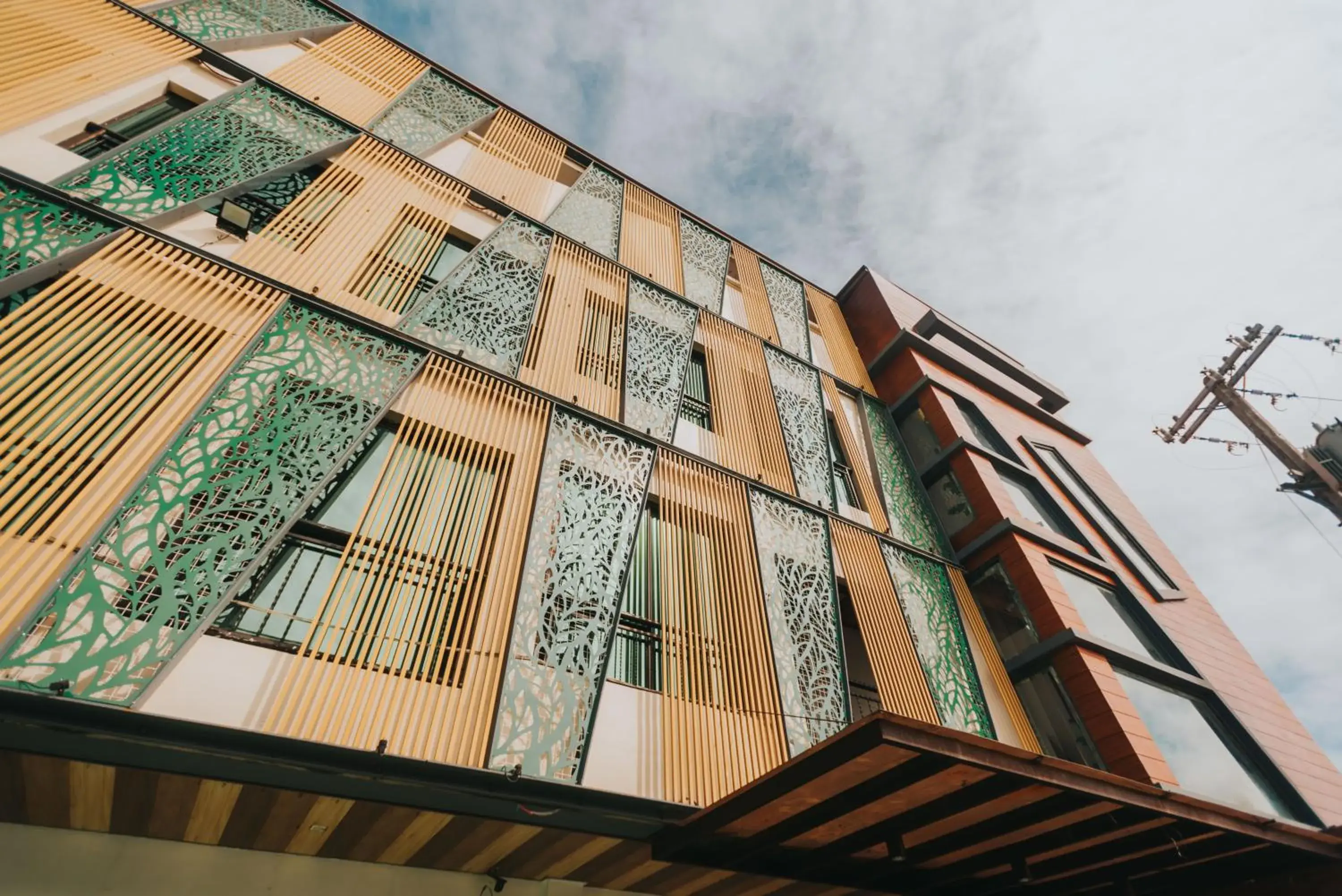 Property building in SureStay Plus Hotel by Best Western AC LUXE Angeles City Property building in SureStay Plus Hotel by Best Western AC LUXE Angeles City