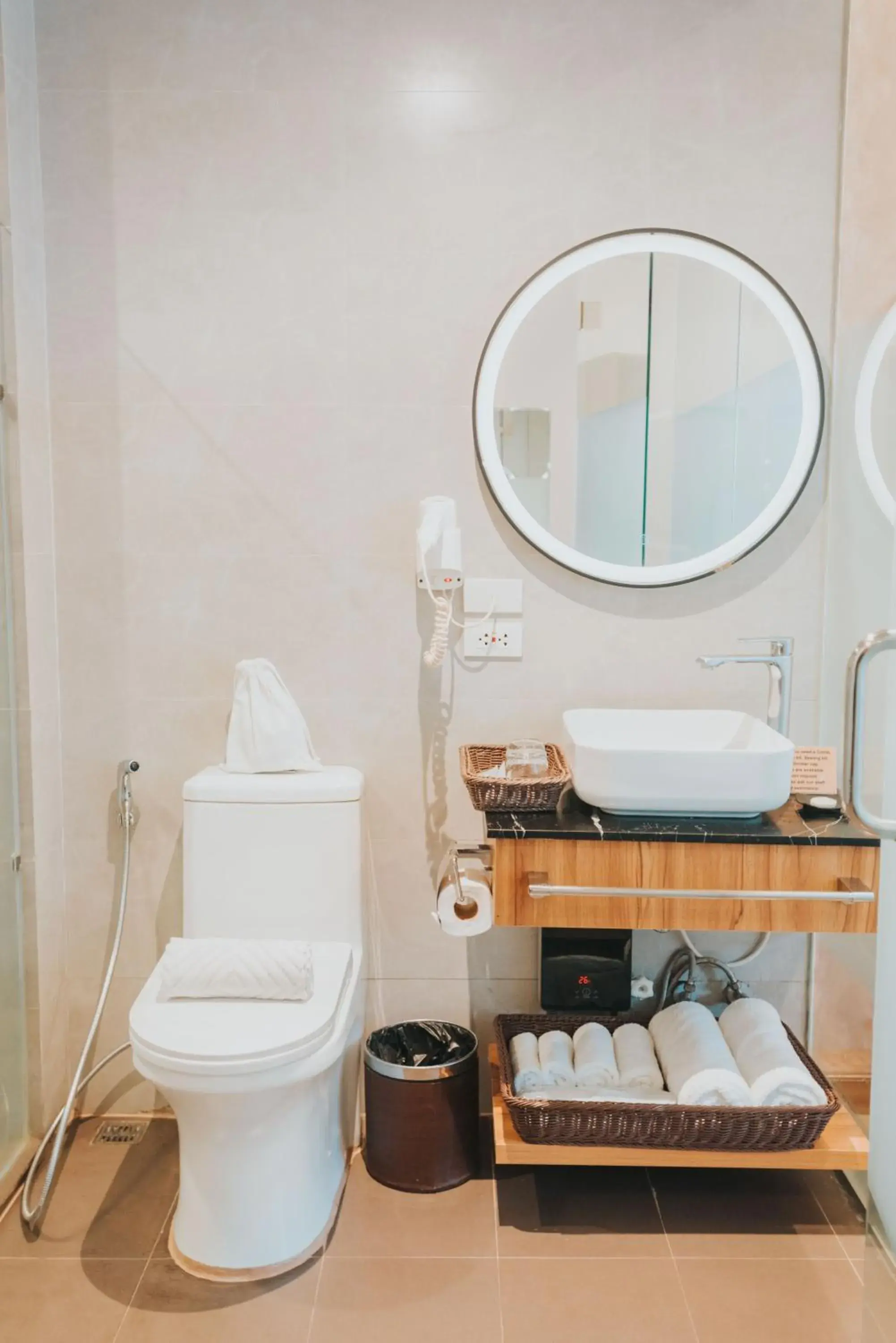 Bathroom in SureStay Plus Hotel by Best Western AC LUXE Angeles City Bathroom in SureStay Plus Hotel by Best Western AC LUXE Angeles City