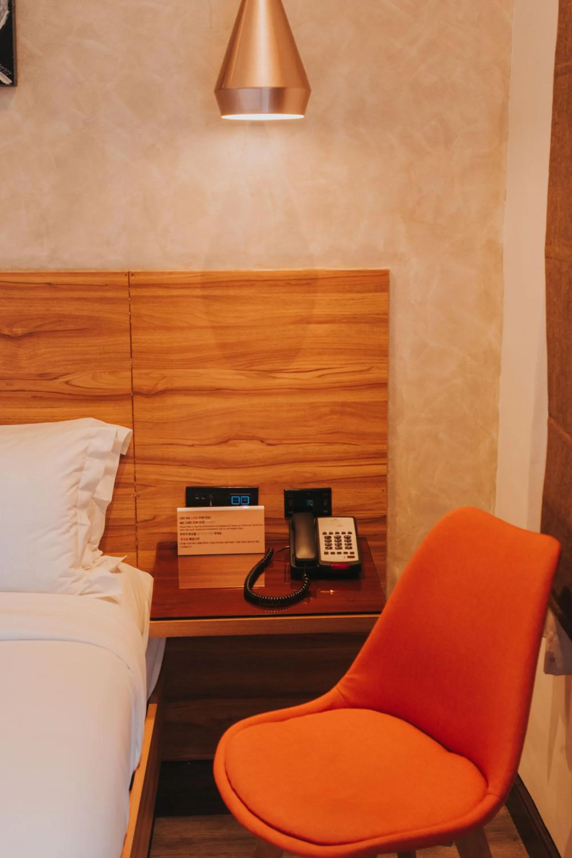 Bed in SureStay Plus Hotel by Best Western AC LUXE Angeles City