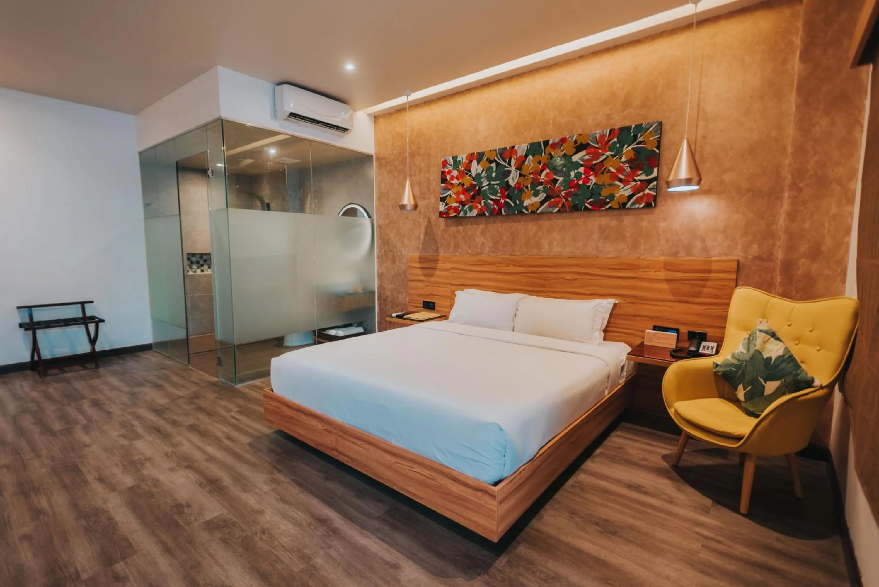 Guests, Bed in SureStay Plus Hotel by Best Western AC LUXE Angeles City