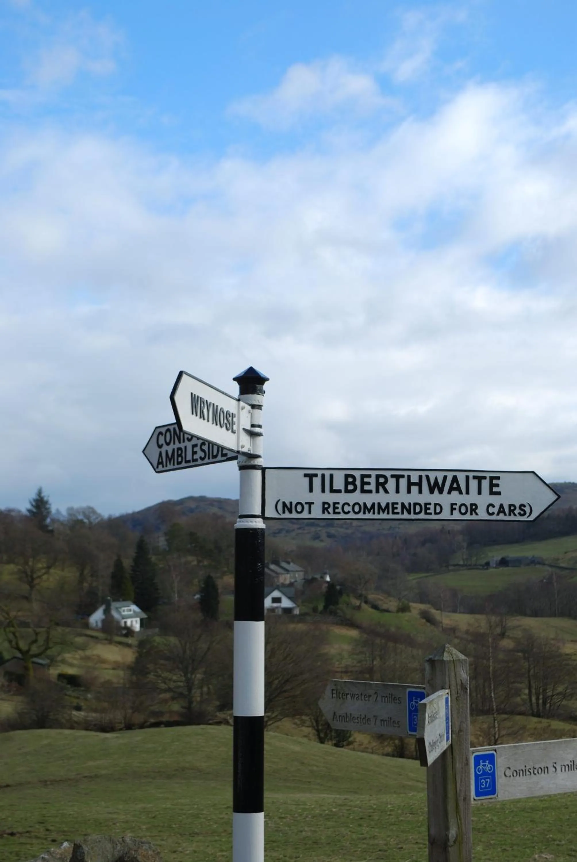 Nearby landmark in Three Shires Inn