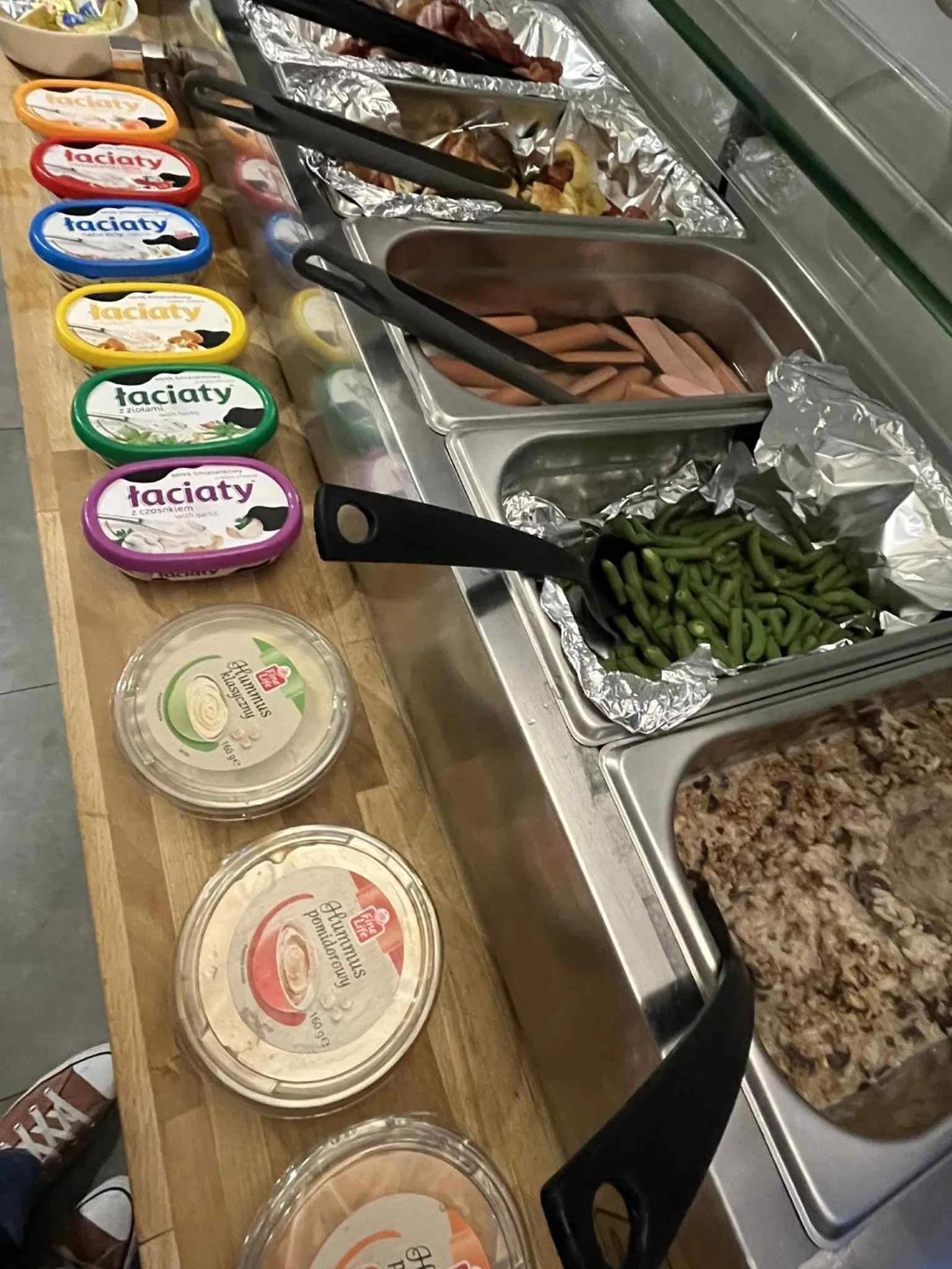 Breakfast in Greg&Tom Party Hostel