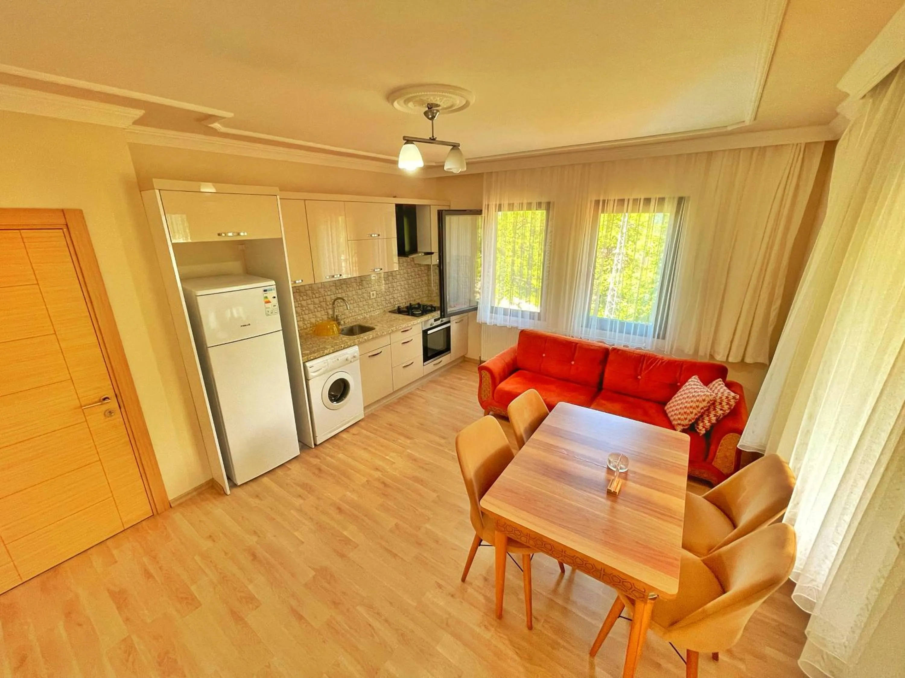 Kitchen or kitchenette in Şahin Home