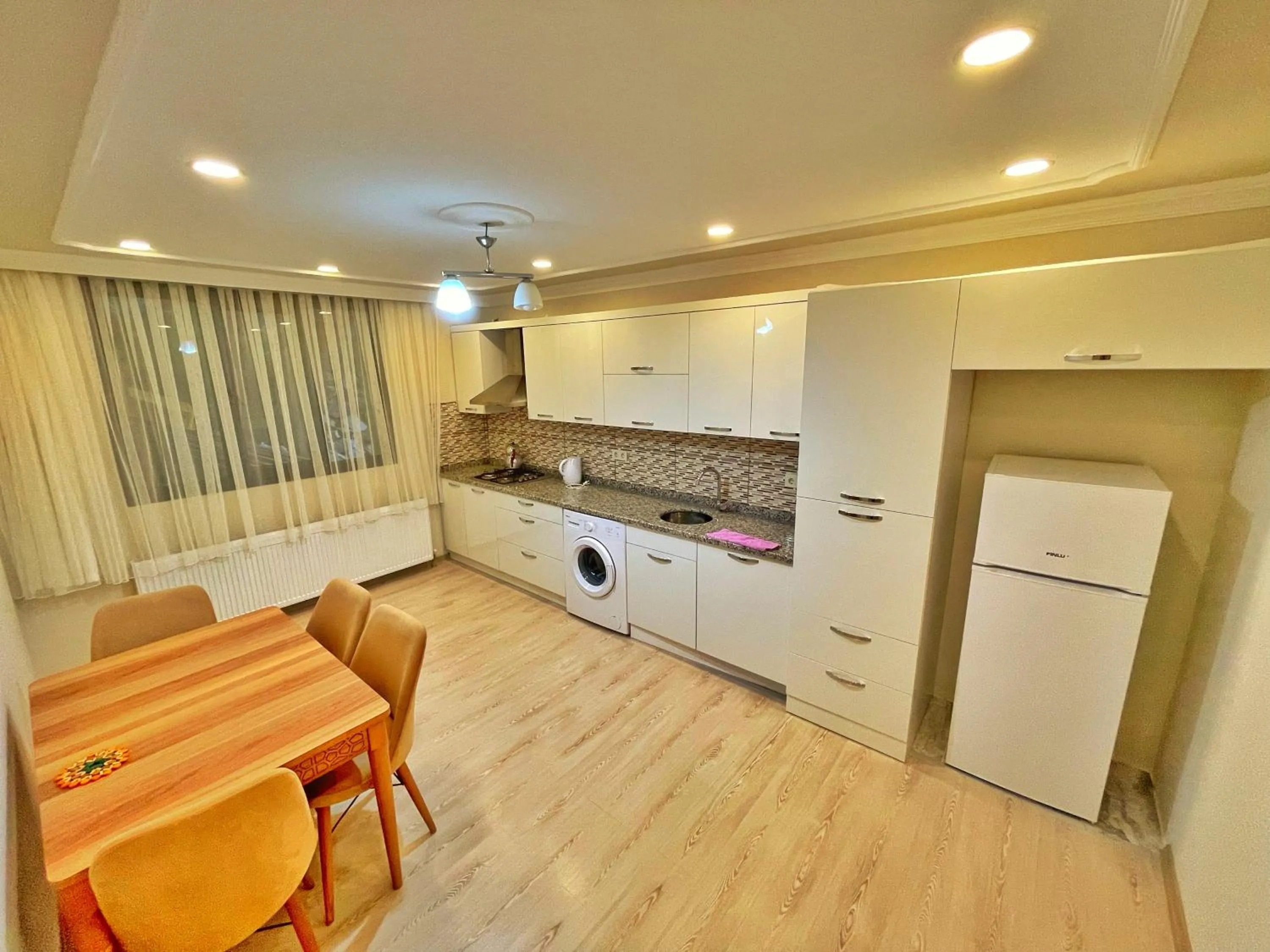 Kitchen or kitchenette in Şahin Home