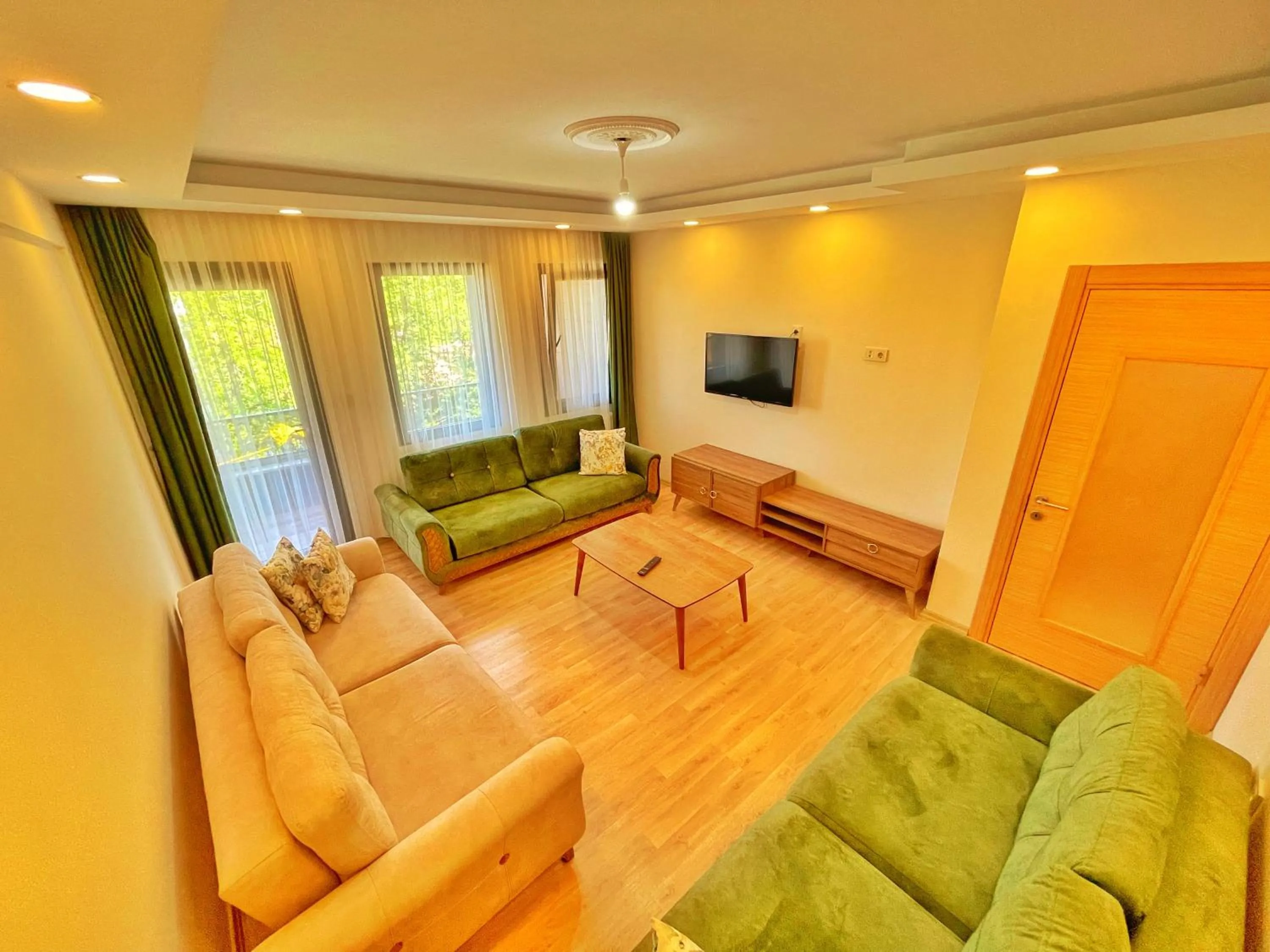TV and multimedia in Şahin Home