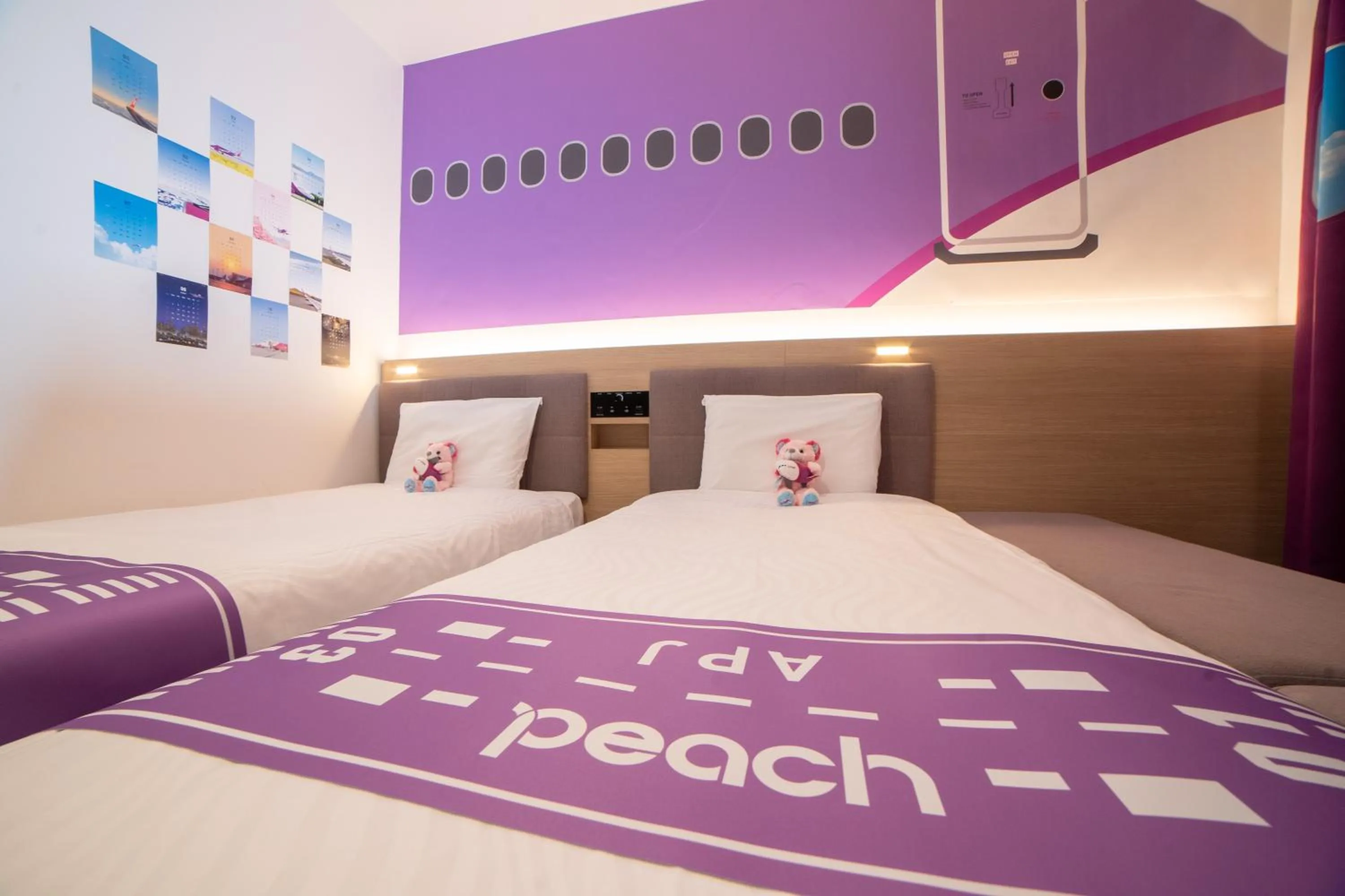 Bed in Henn na Resort & Spa Kansai Airport - former Henn na Hotel Kansai Airport