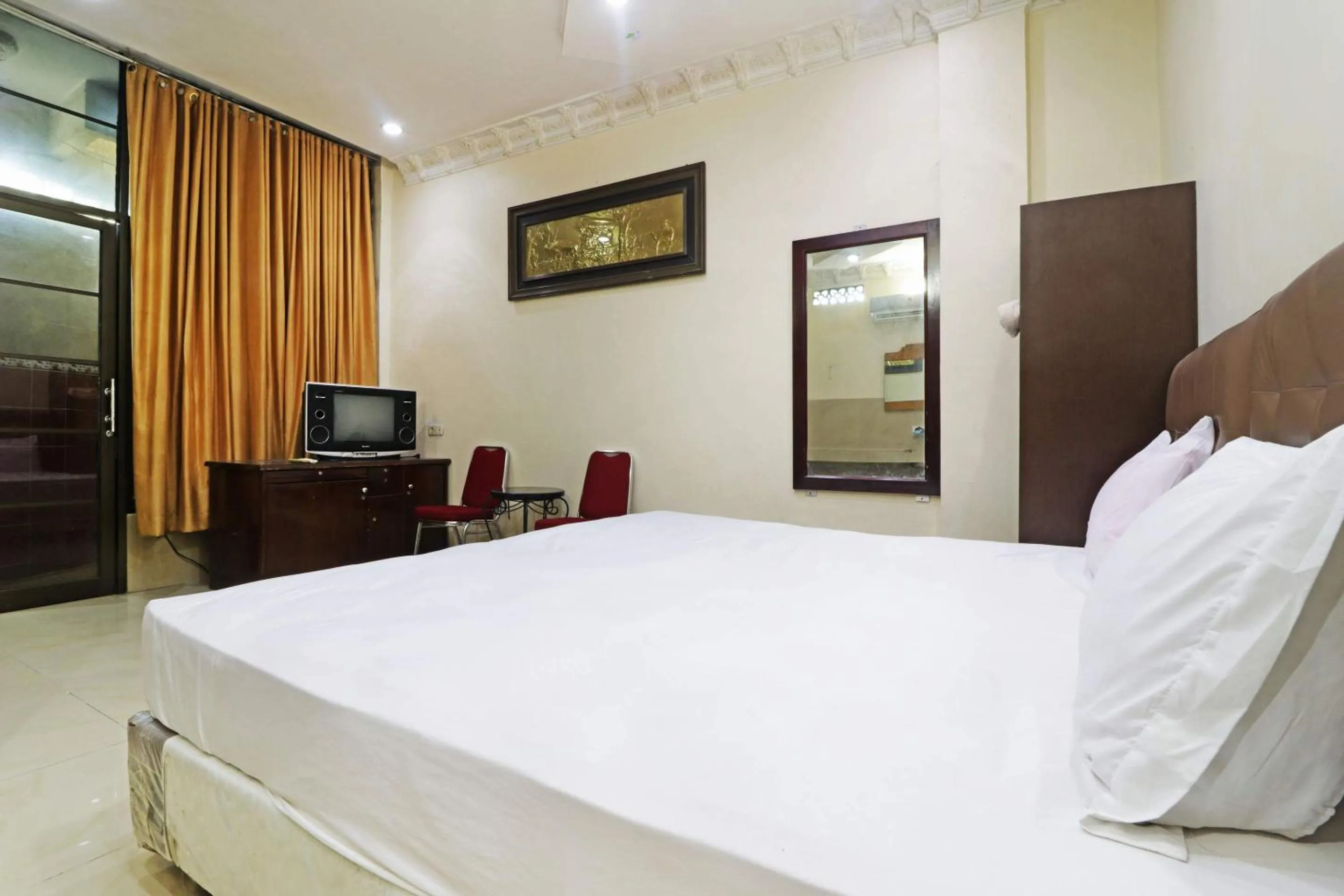 Bedroom, Bed in Utama Syariah