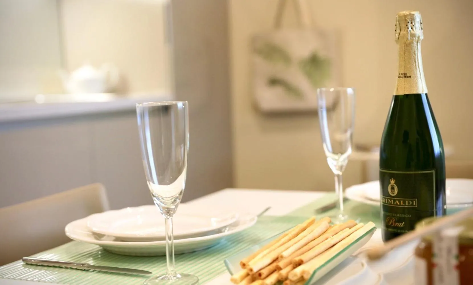 Dining area in LE SETTE VIE HOLIDAY HOMES
