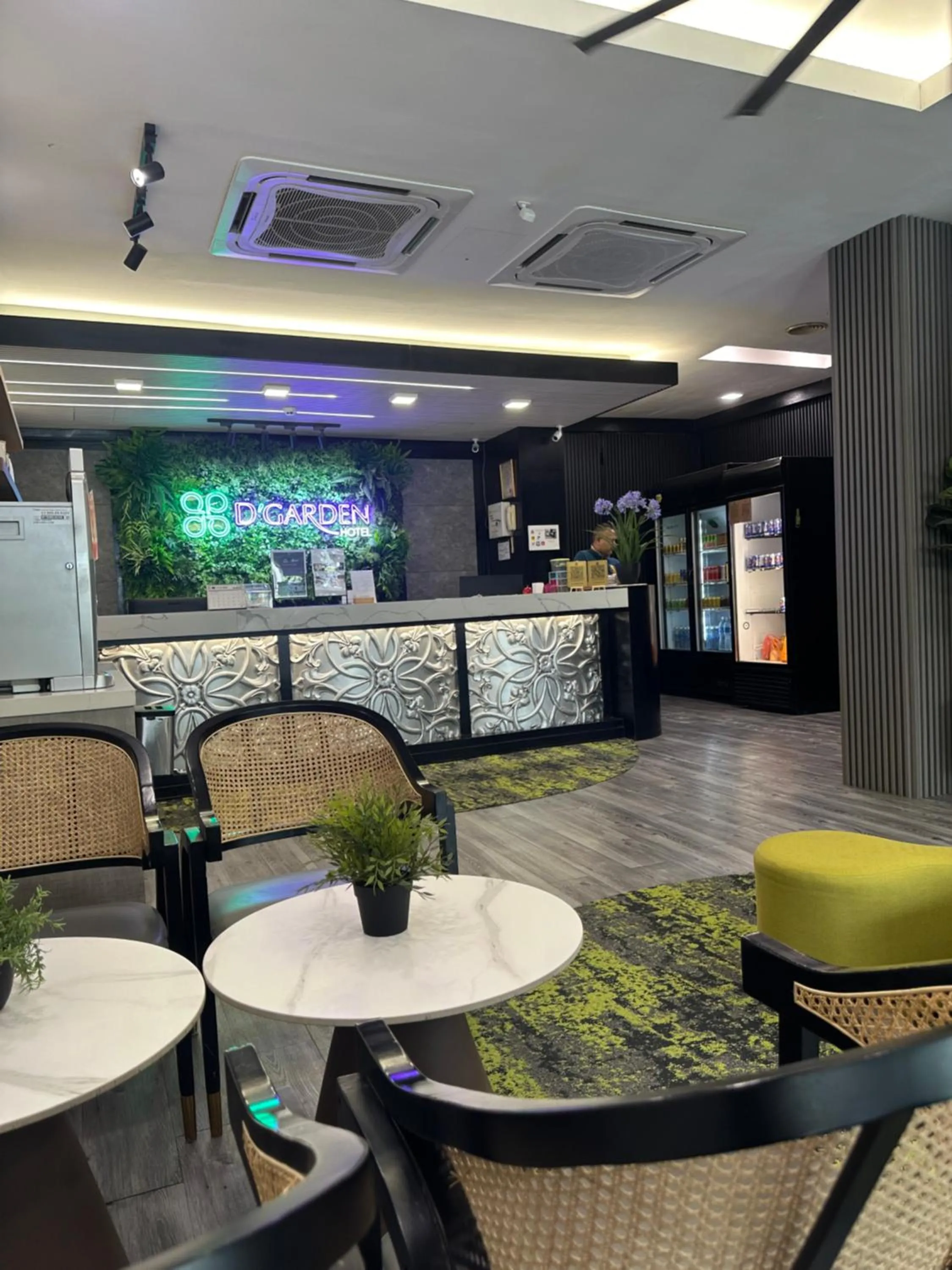 Lobby or reception in D'Garden Hotel Kuala Lumpur