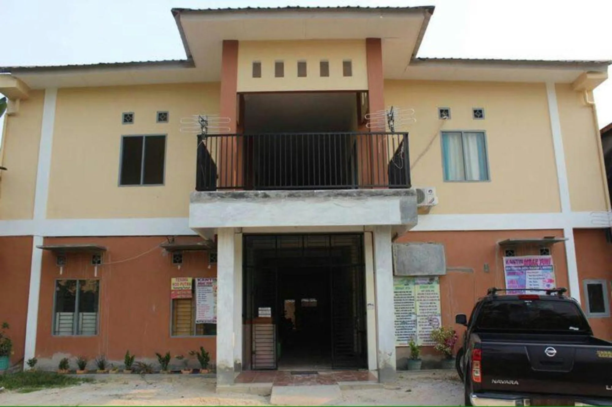 Facade/entrance in Penginapan Syariah