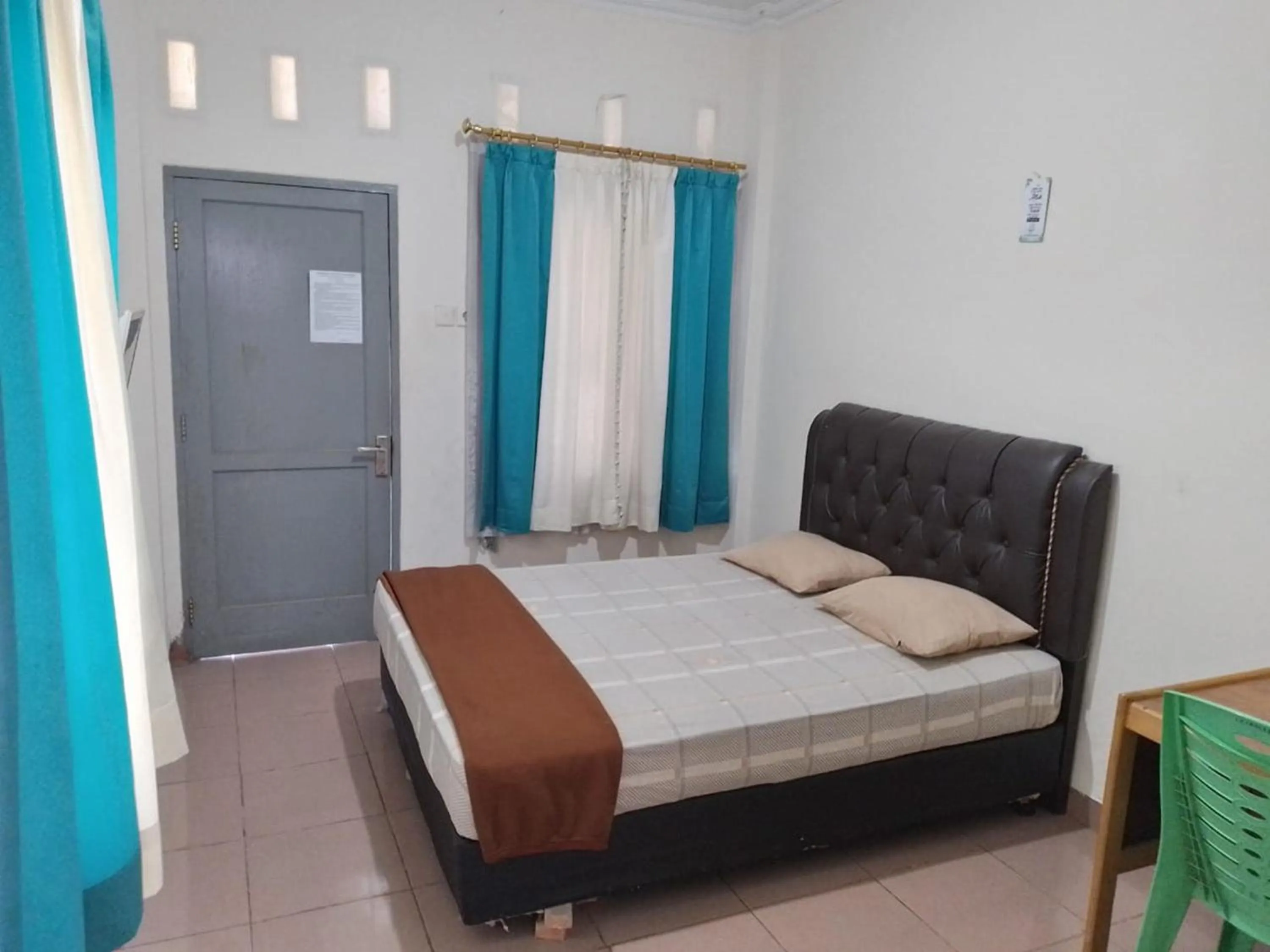 Bed in Penginapan Syariah