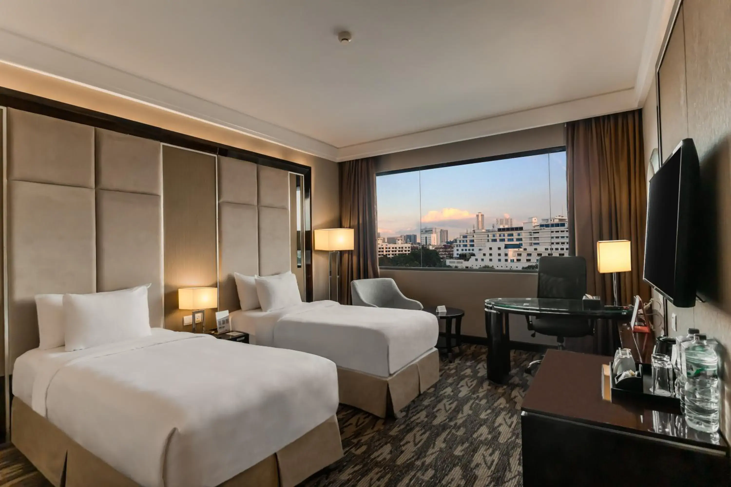 Superior Twin Room in Swiss-Belhotel Harbour Bay Superior Twin Room in Swiss-Belhotel Harbour Bay