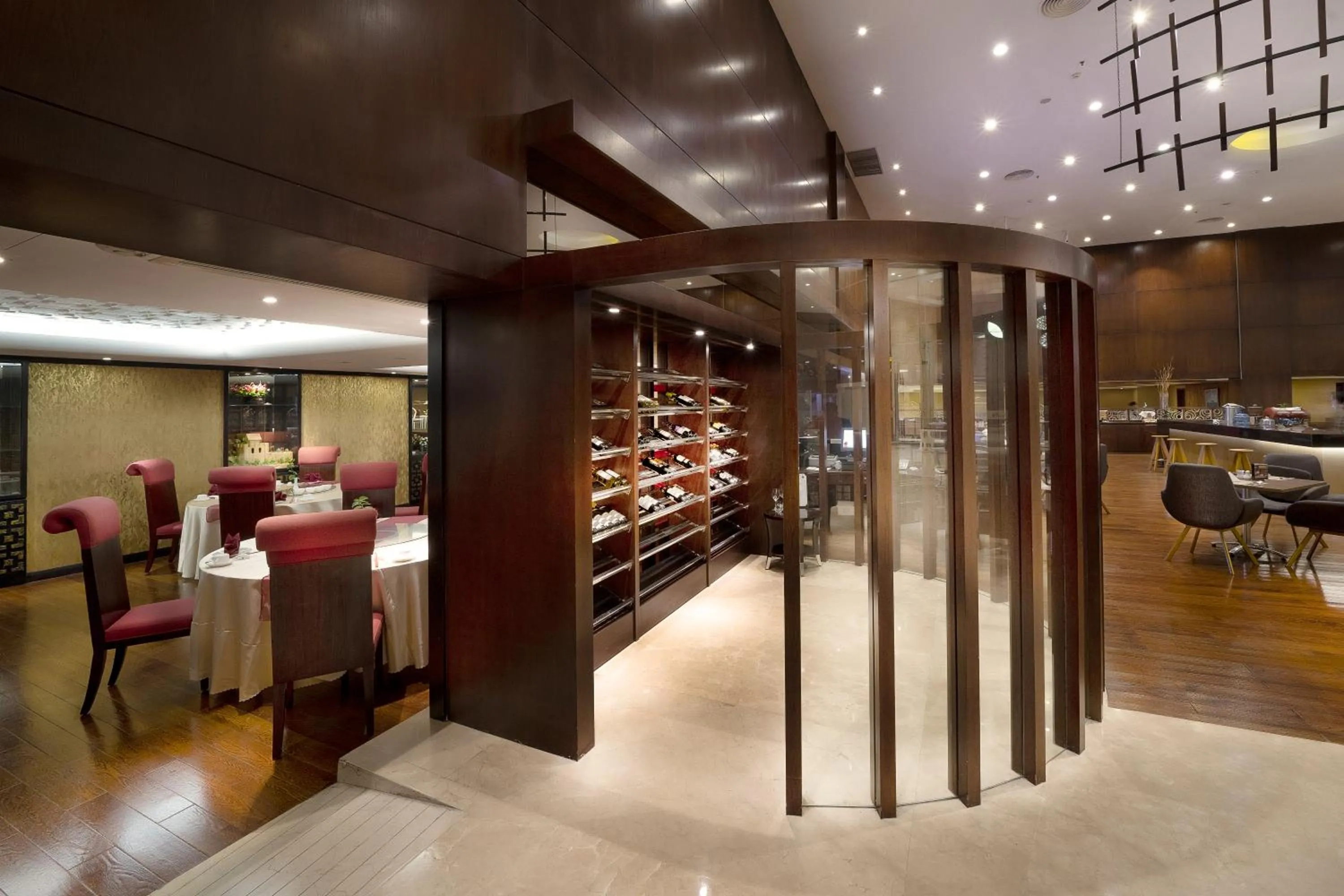 Restaurant/places to eat in Swiss-Belhotel Harbour Bay