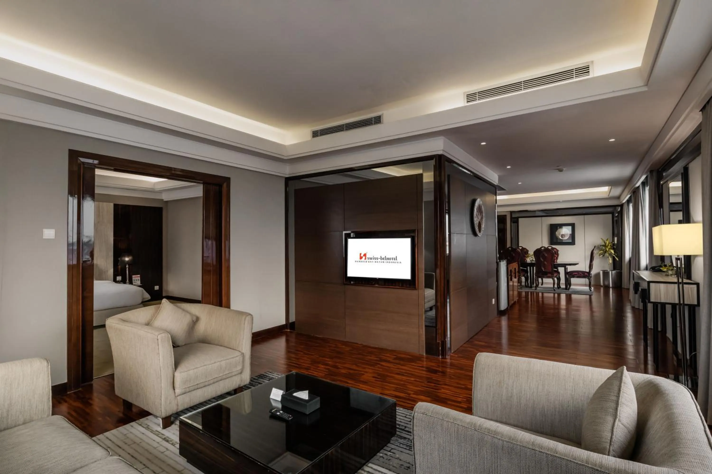 Living room in Swiss-Belhotel Harbour Bay