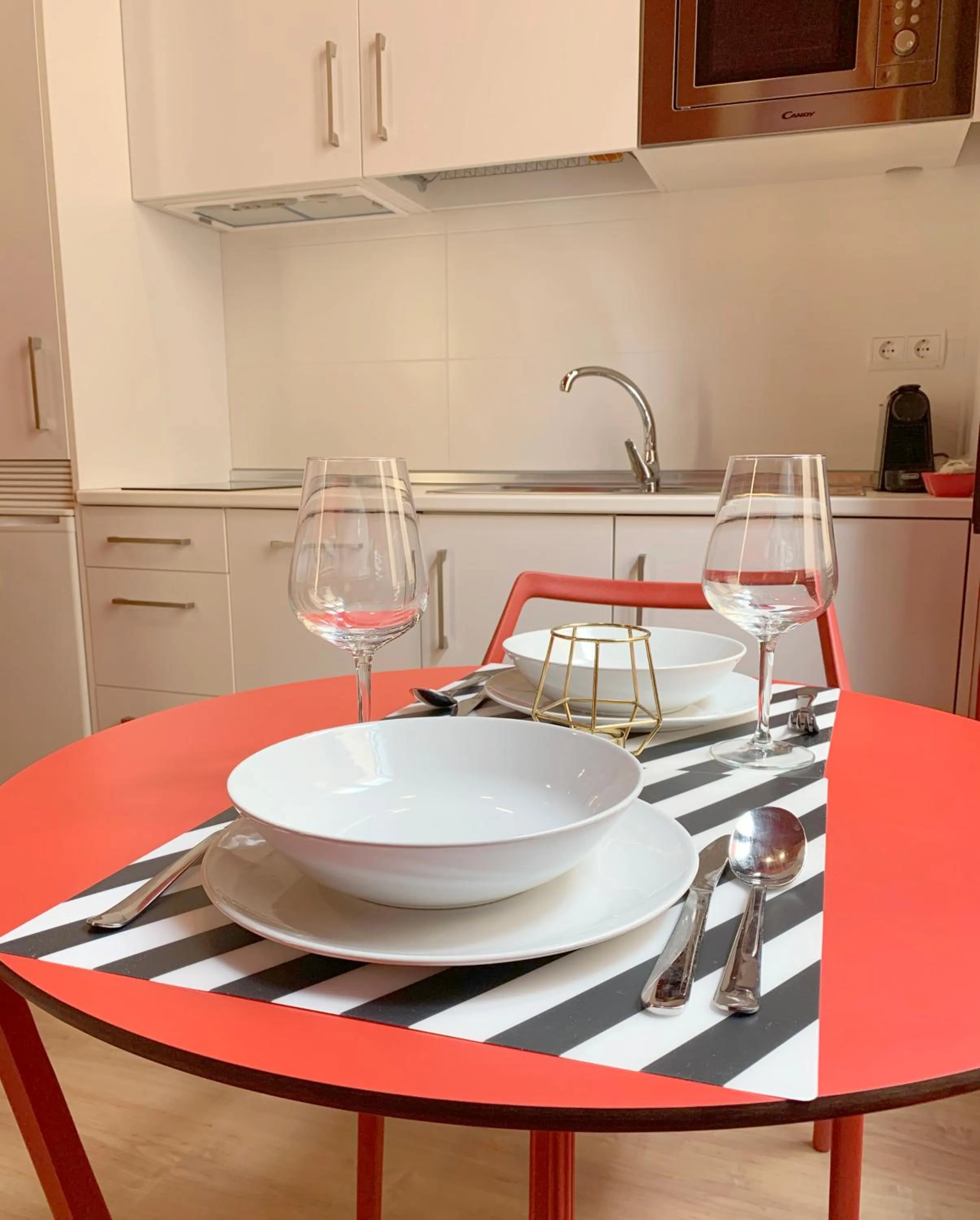 Kitchen or kitchenette in Ritual Sevilla Suites Centro