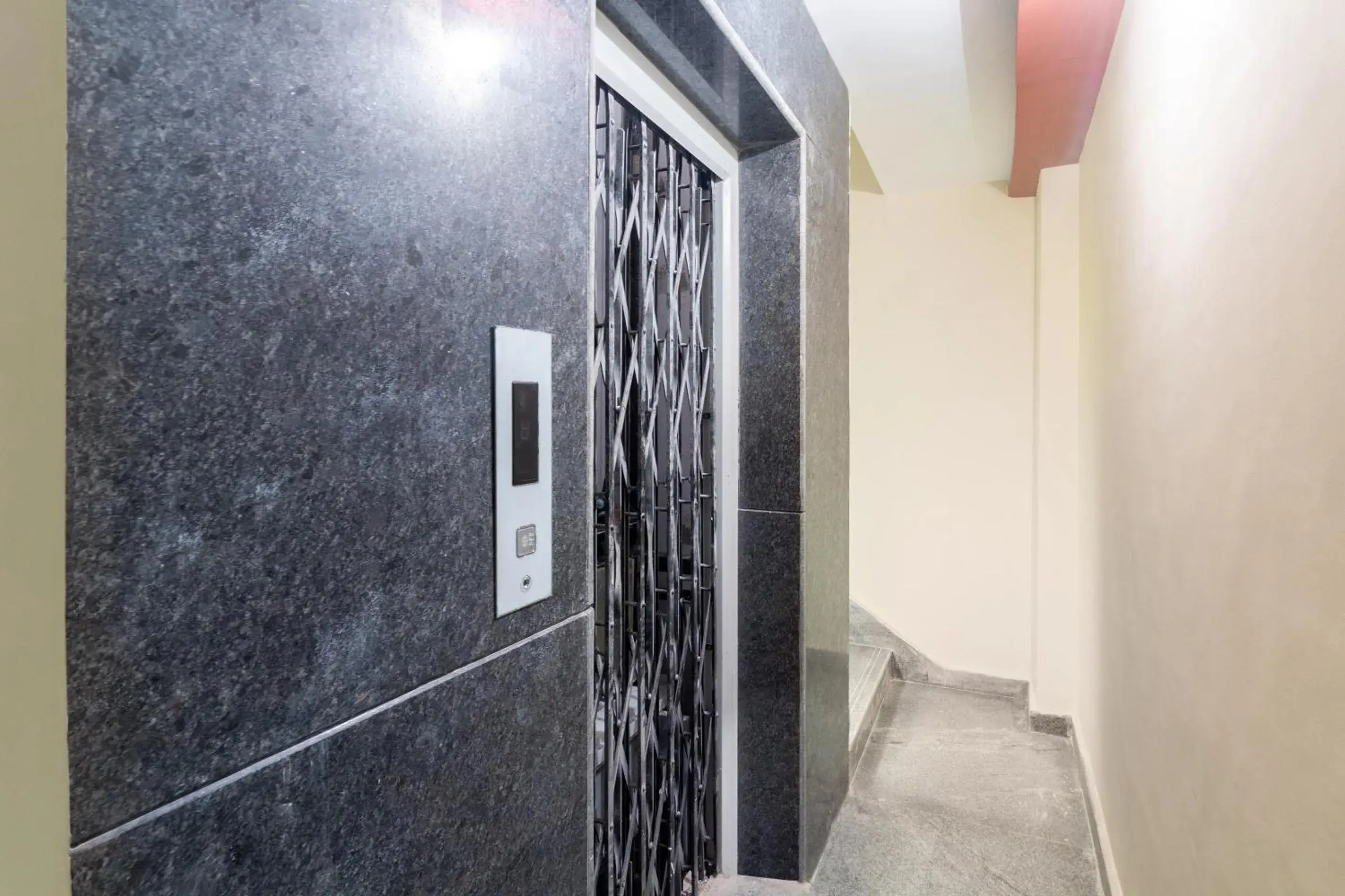 Lobby or reception in Hotel O The Gate Lobby or reception in Hotel O The Gate