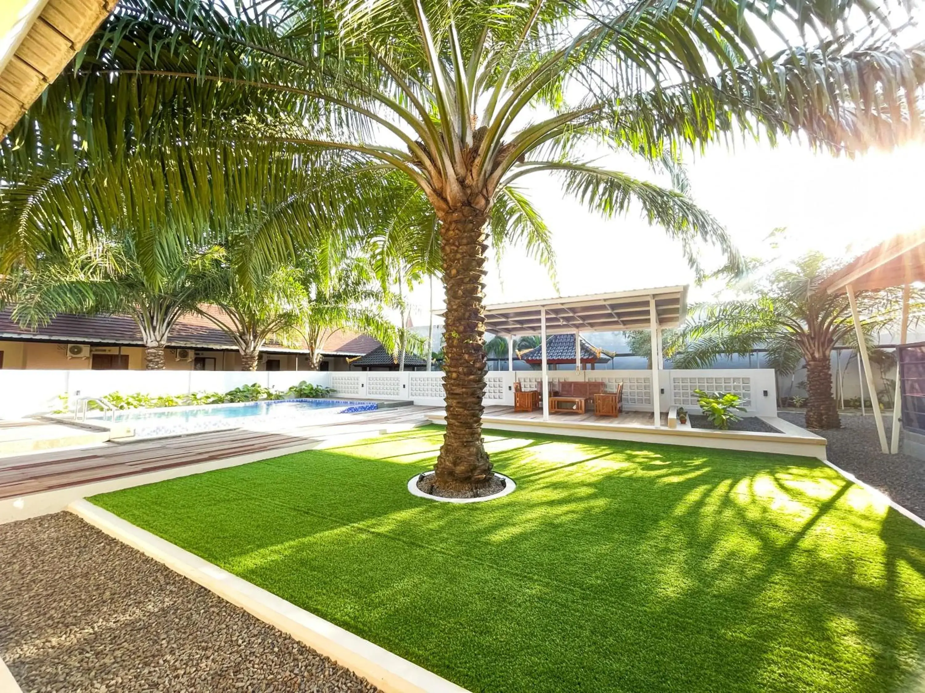 Property building in RedDoorz Syariah Plus near Banyuwangi Airport Property building in RedDoorz Syariah Plus near Banyuwangi Airport