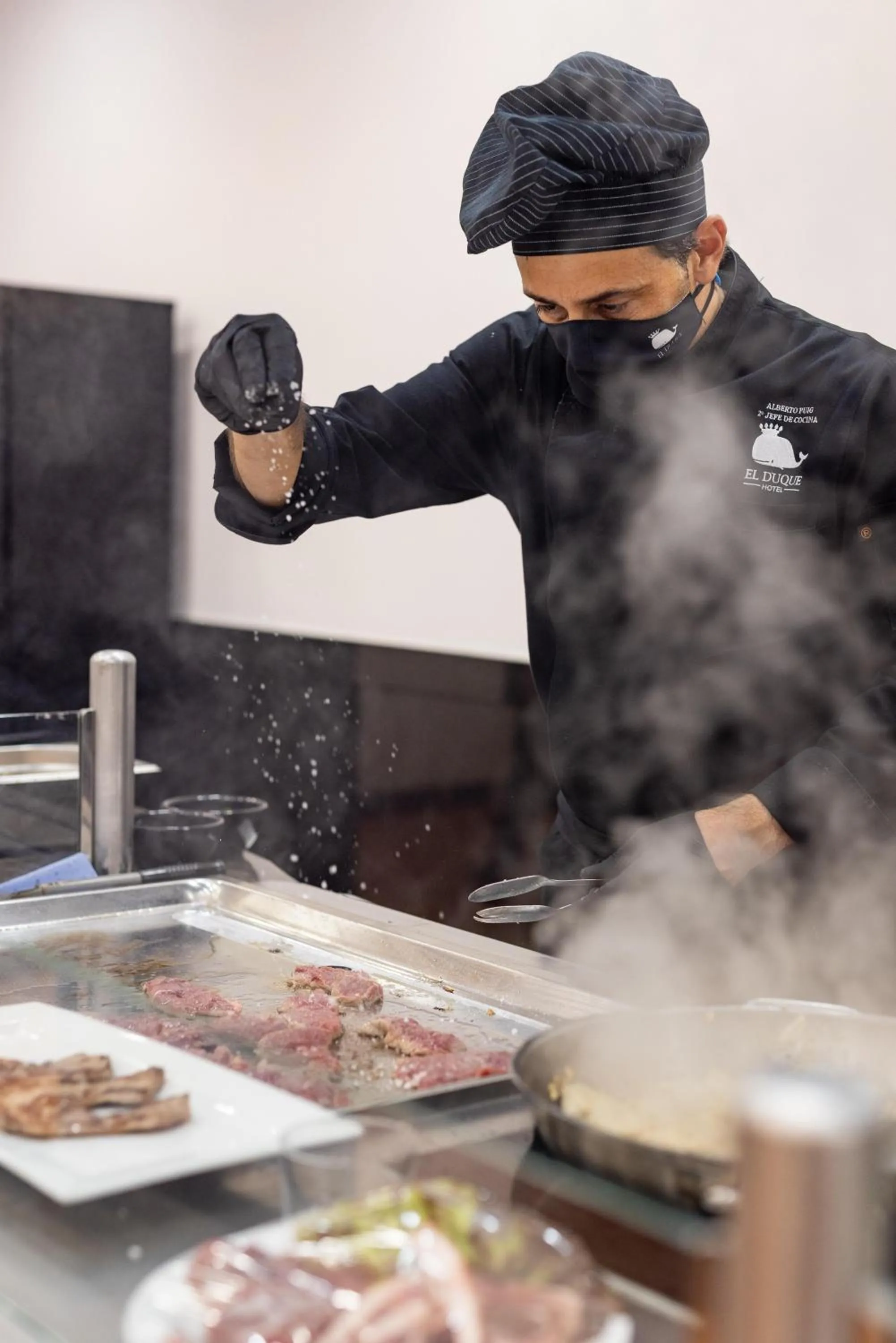 Restaurant/places to eat in Hotel El Duque