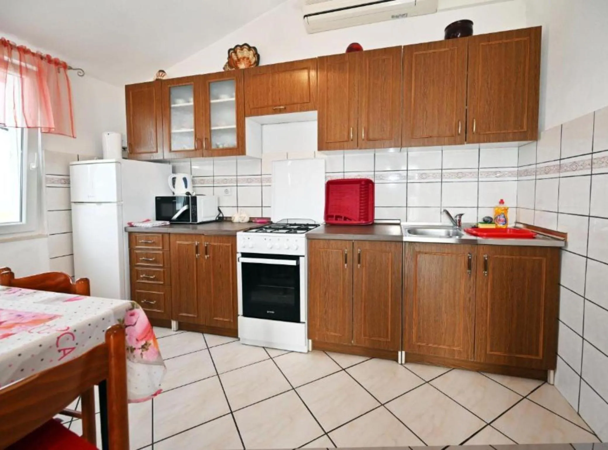 Kitchen or kitchenette in Apartments Mihovilovic - 50 m from beach