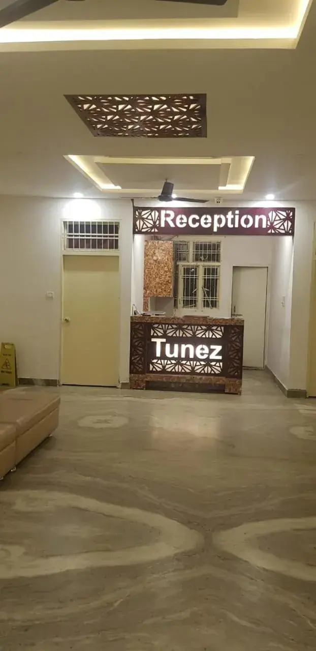 Lobby or reception in Tunez Lobby or reception in Tunez