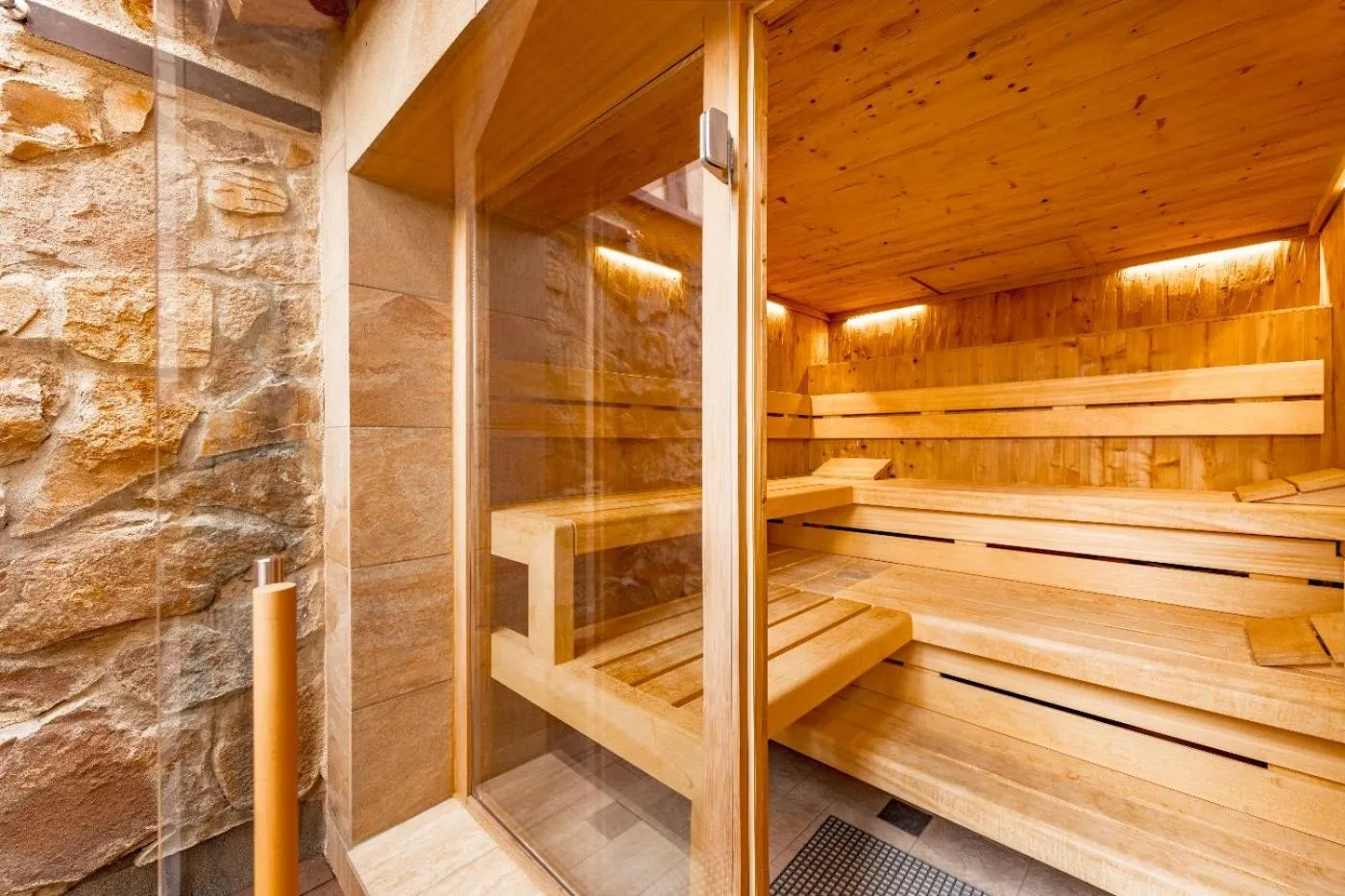 Spa and wellness centre/facilities in Burghotel Staufeneck