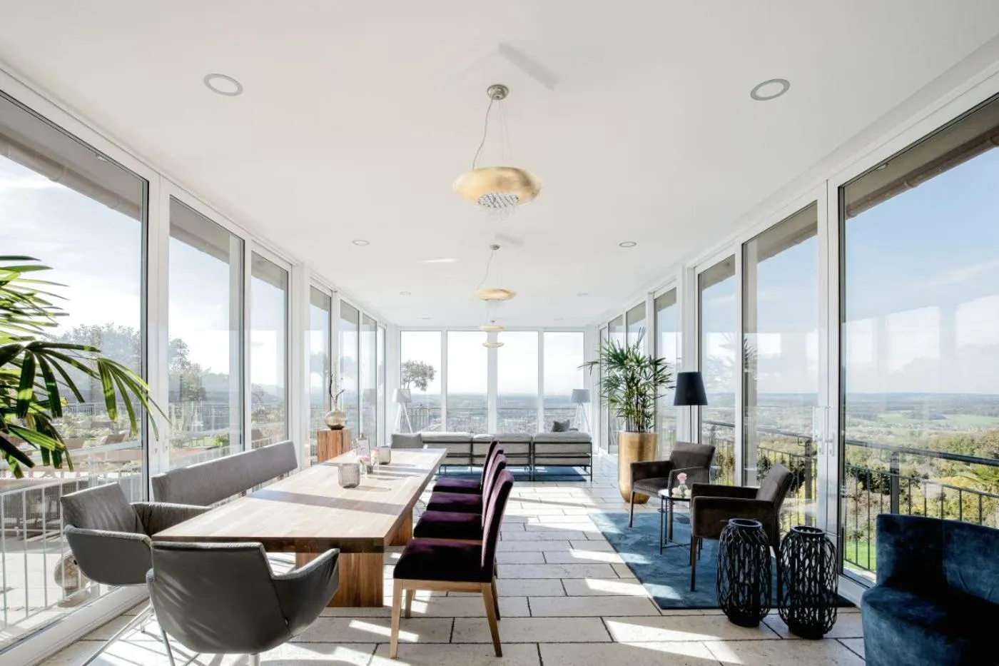 Lounge or bar in Burghotel Staufeneck