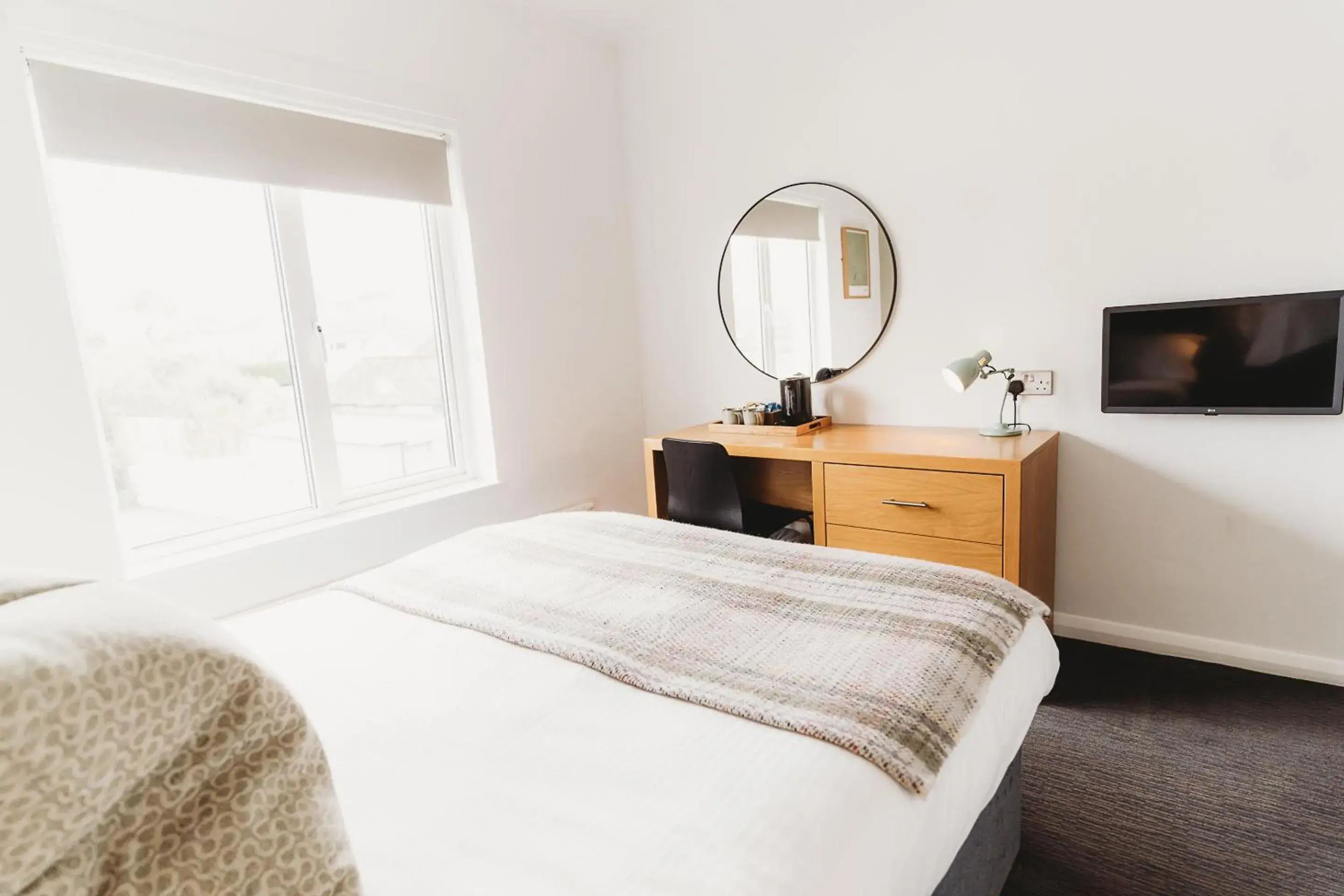 Cozy Double Room in Hotel VARA Cozy Double Room in Hotel VARA