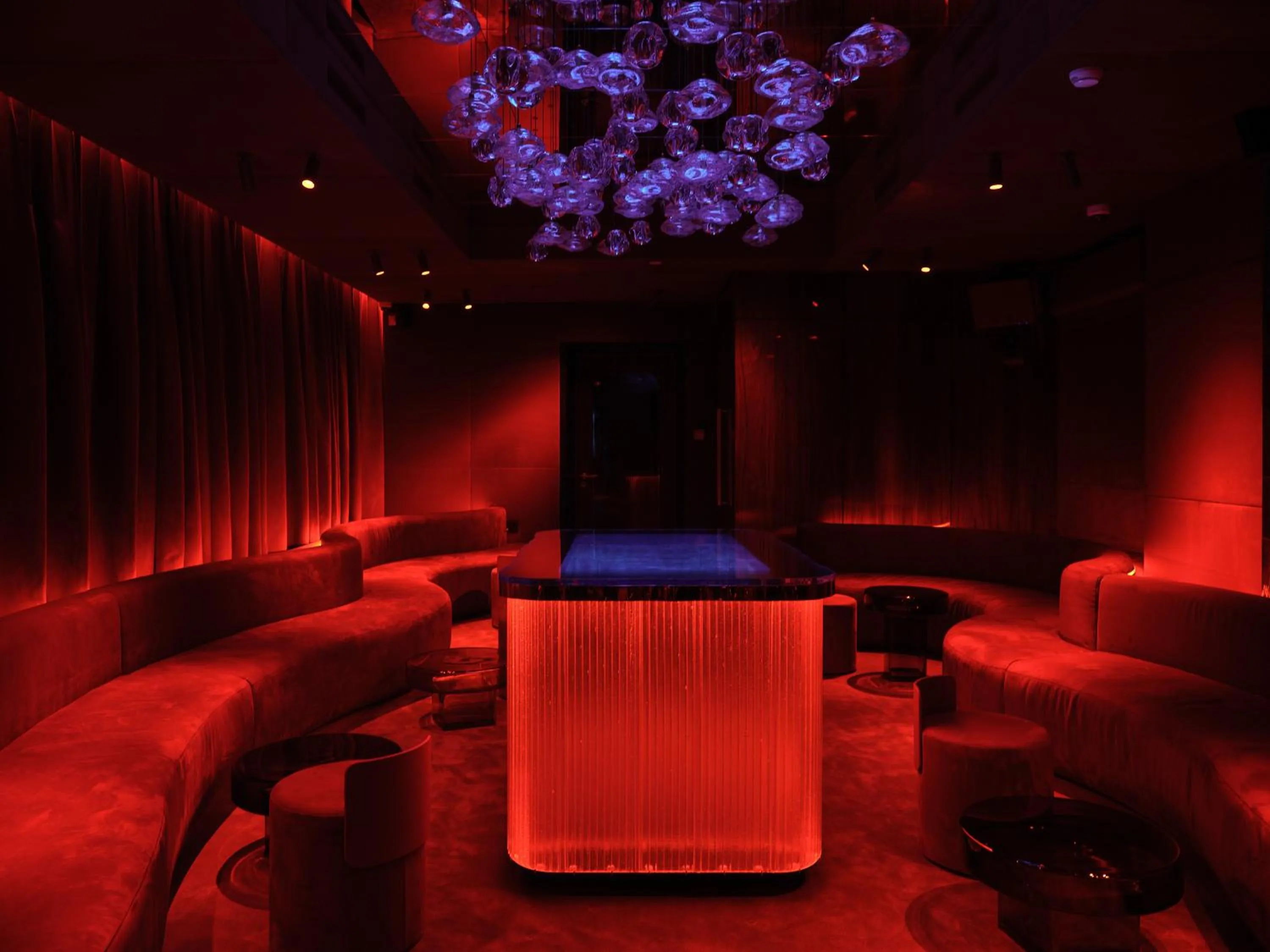 Restaurant/places to eat in A22 Hotel