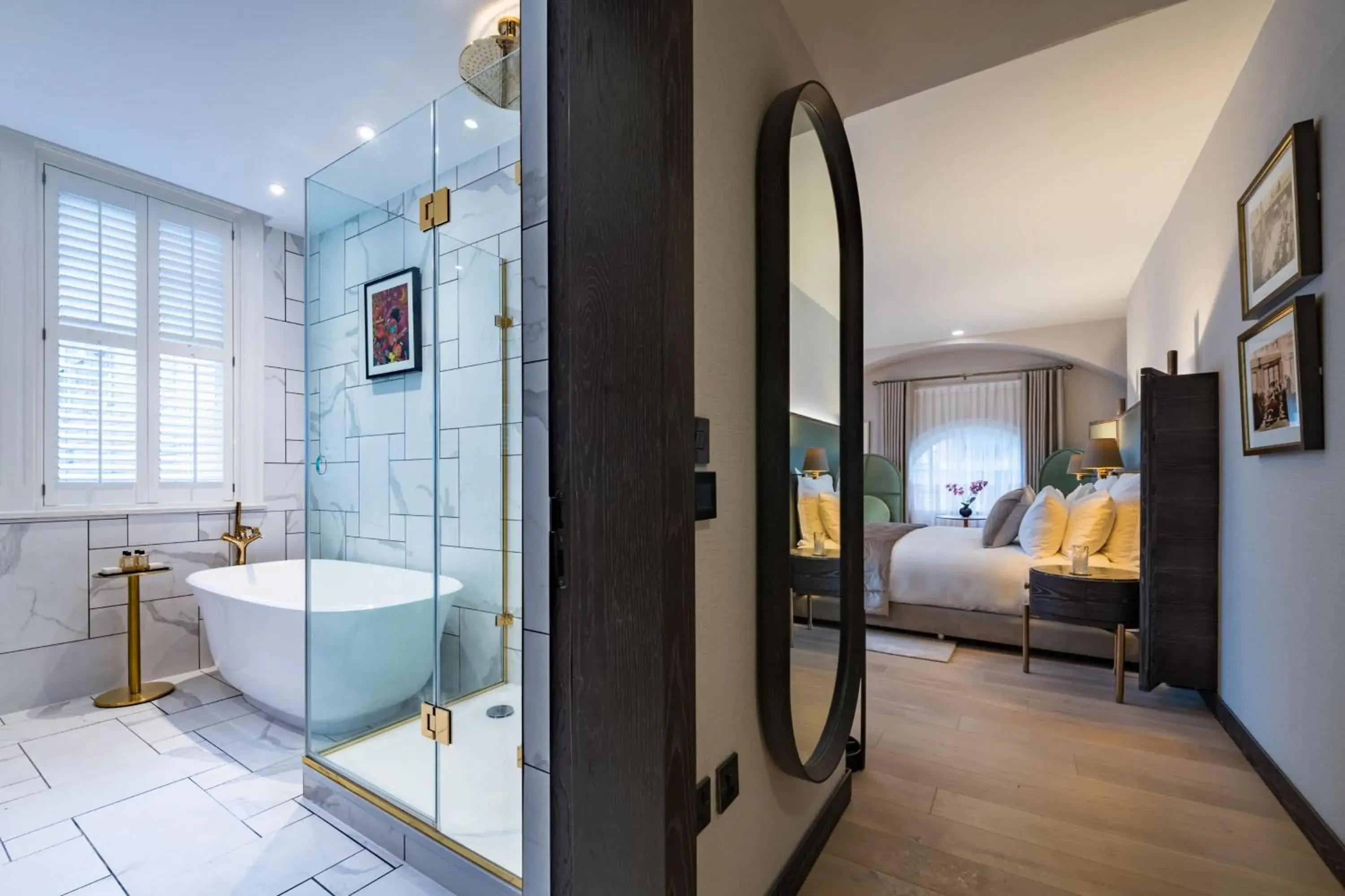 Bathroom, Bed in Stock Exchange Hotel, Manchester, Autograph Collection Bathroom, Bed in Stock Exchange Hotel, Manchester, Autograph Collection