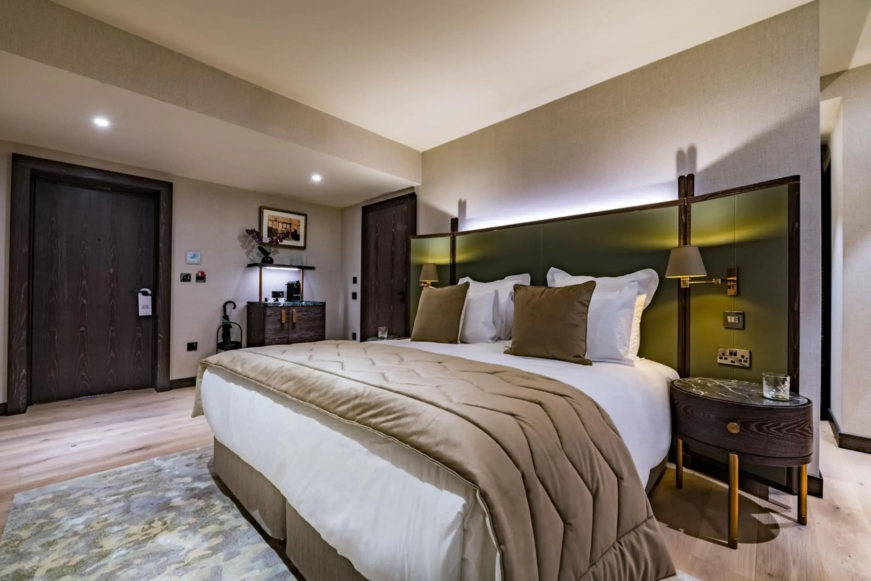 Bedroom, Bed in Stock Exchange Hotel, Manchester, Autograph Collection Bedroom, Bed in Stock Exchange Hotel, Manchester, Autograph Collection