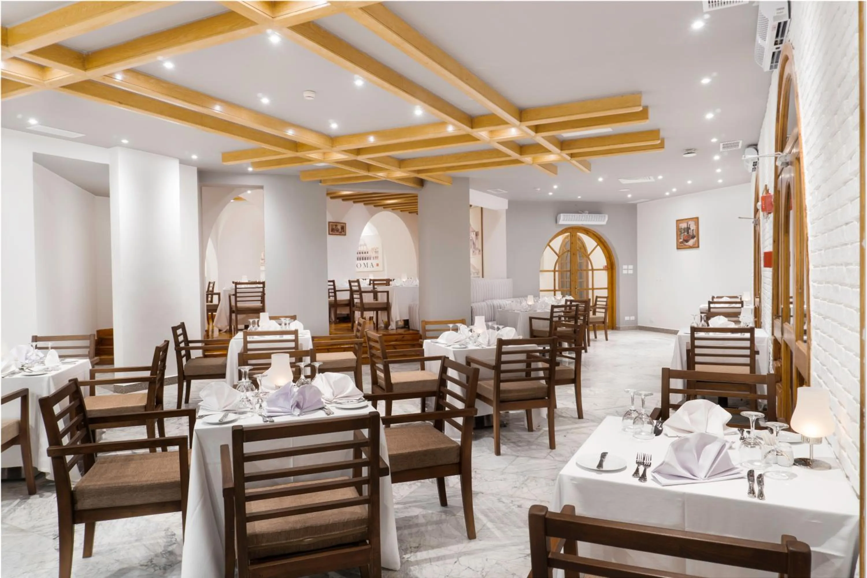 Restaurant/places to eat in Safir Dahab Resort