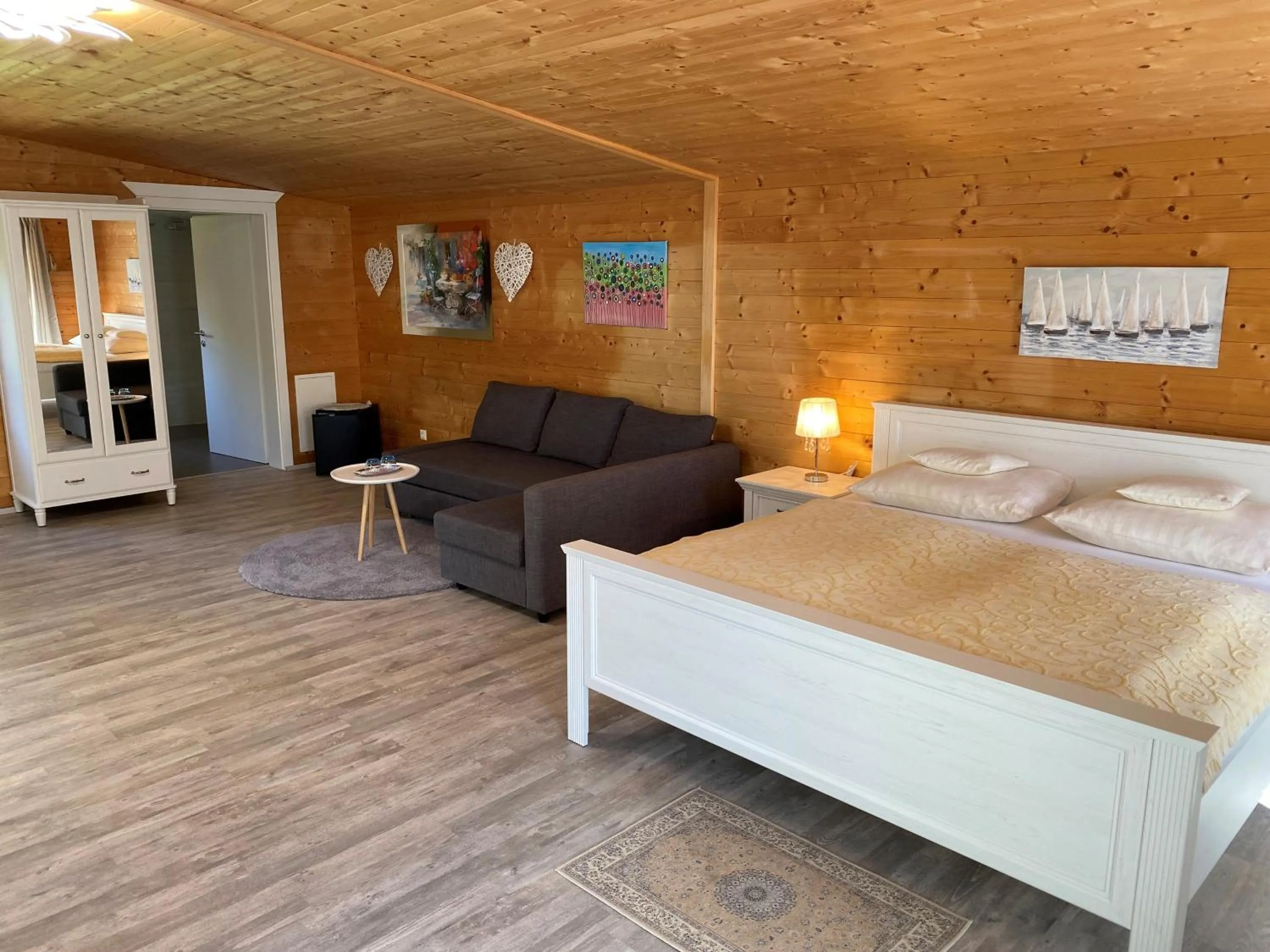 Living room, Bed in Hotel Nikolasch