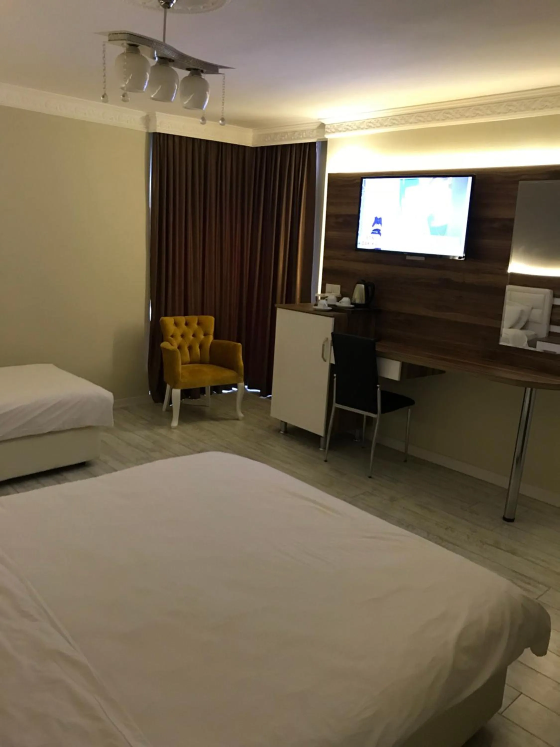 Bed in ANKARA ATLANTİK OTEL