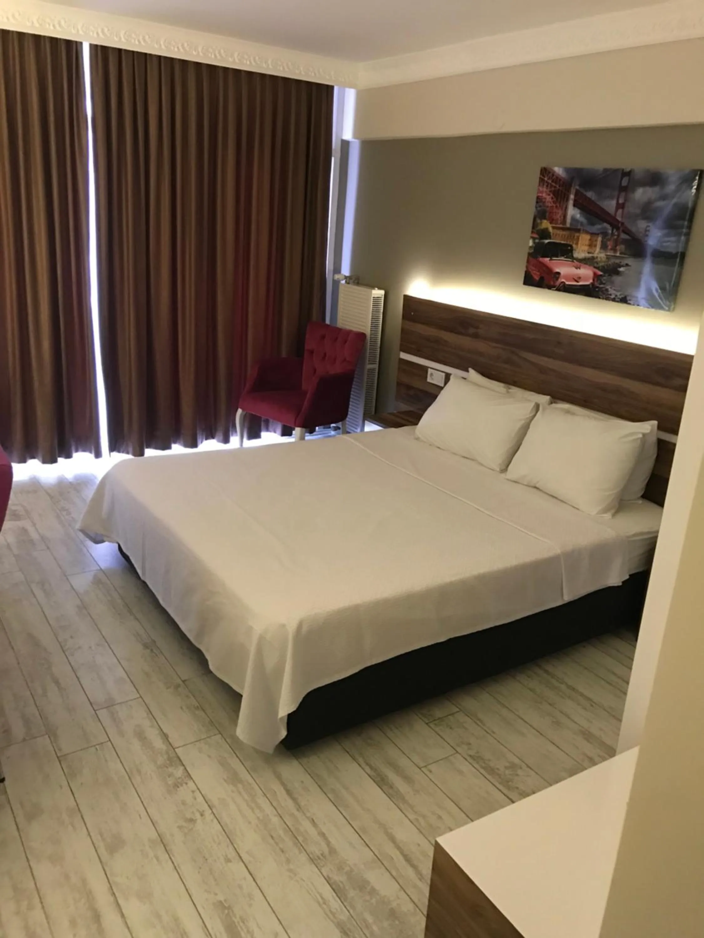 Bed in ANKARA ATLANTİK OTEL