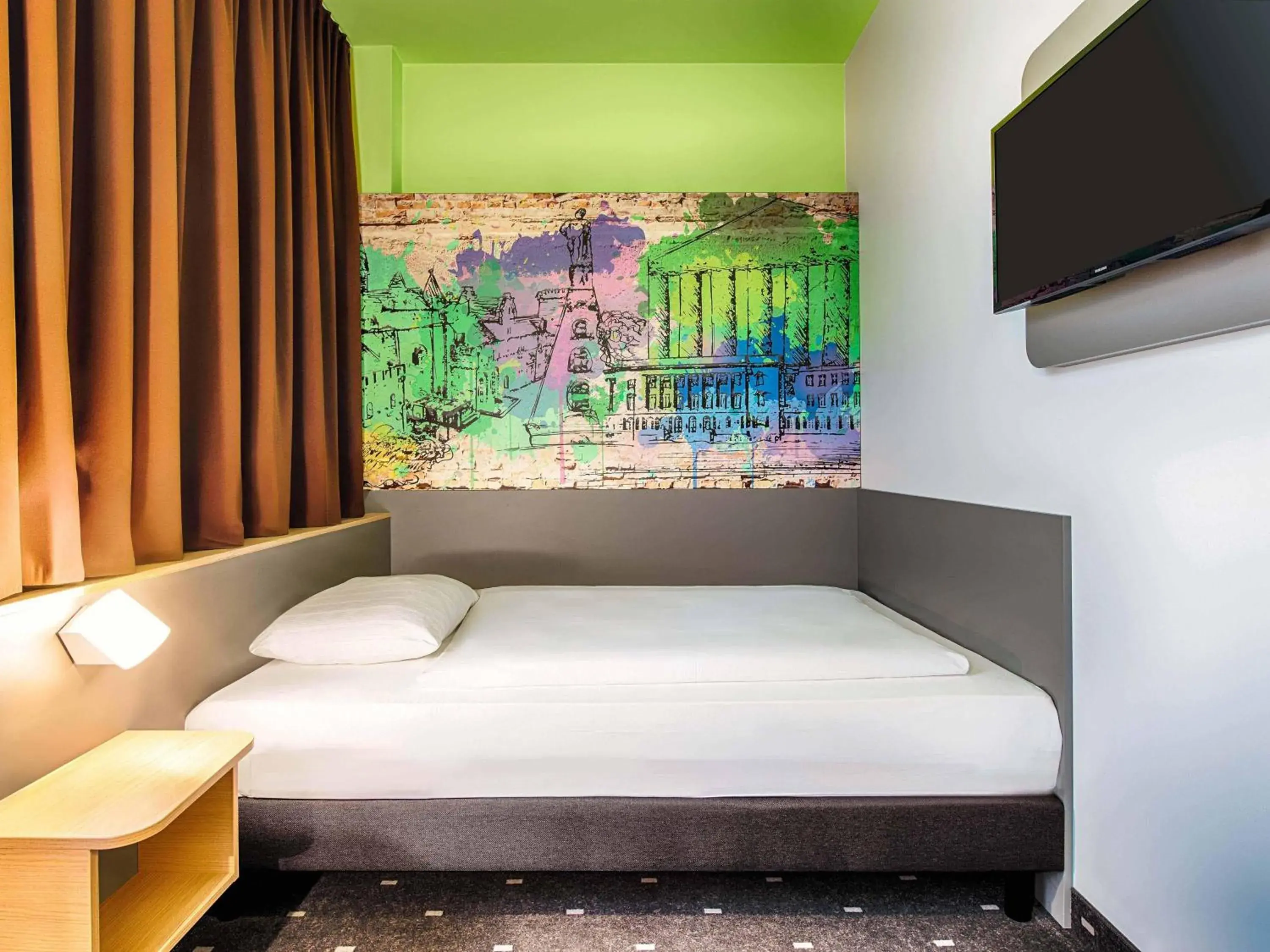 Photo of the whole room, Bed in B&B Hotel Kassel-City Photo of the whole room, Bed in B&B Hotel Kassel-City