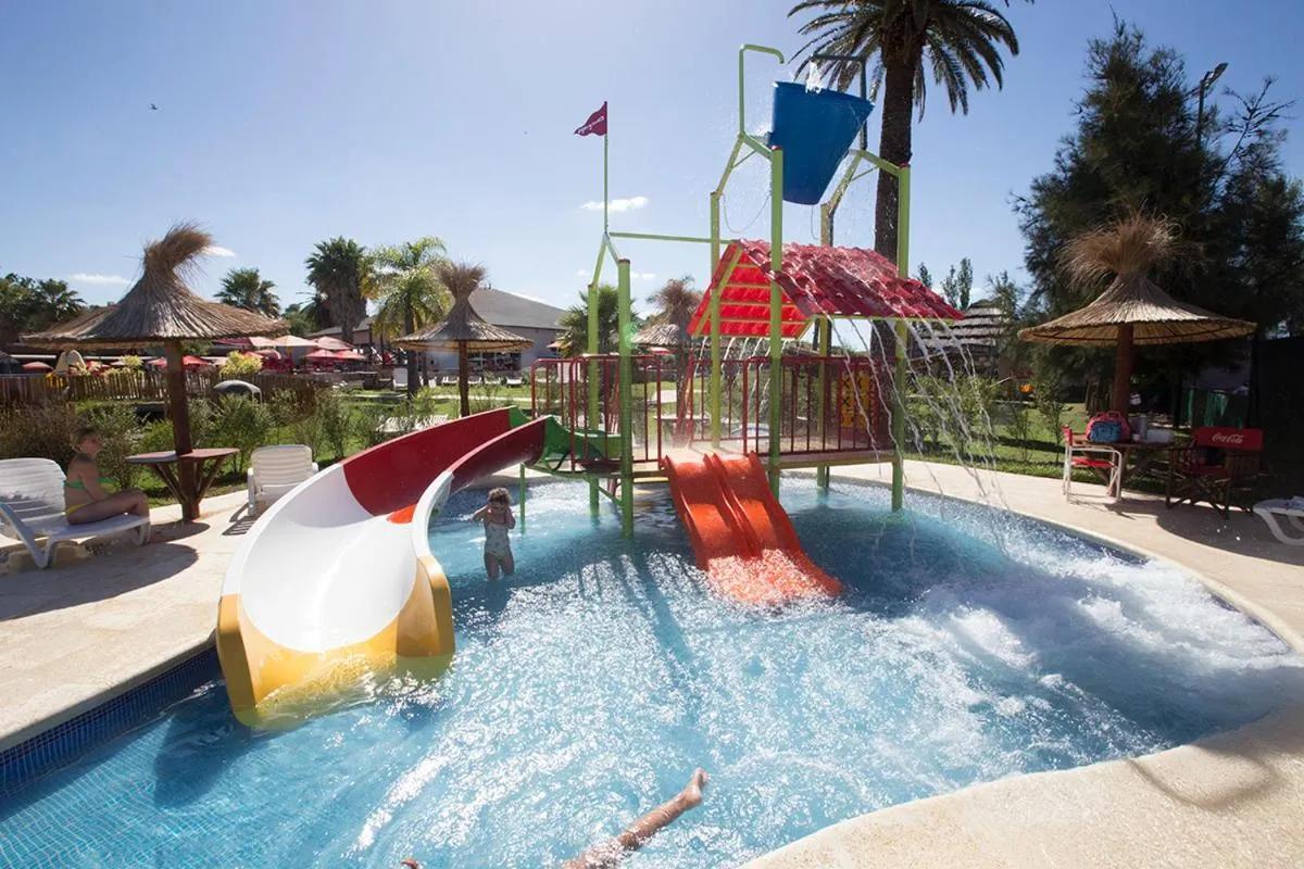 Day in Howard Johnson Marinas & Resort