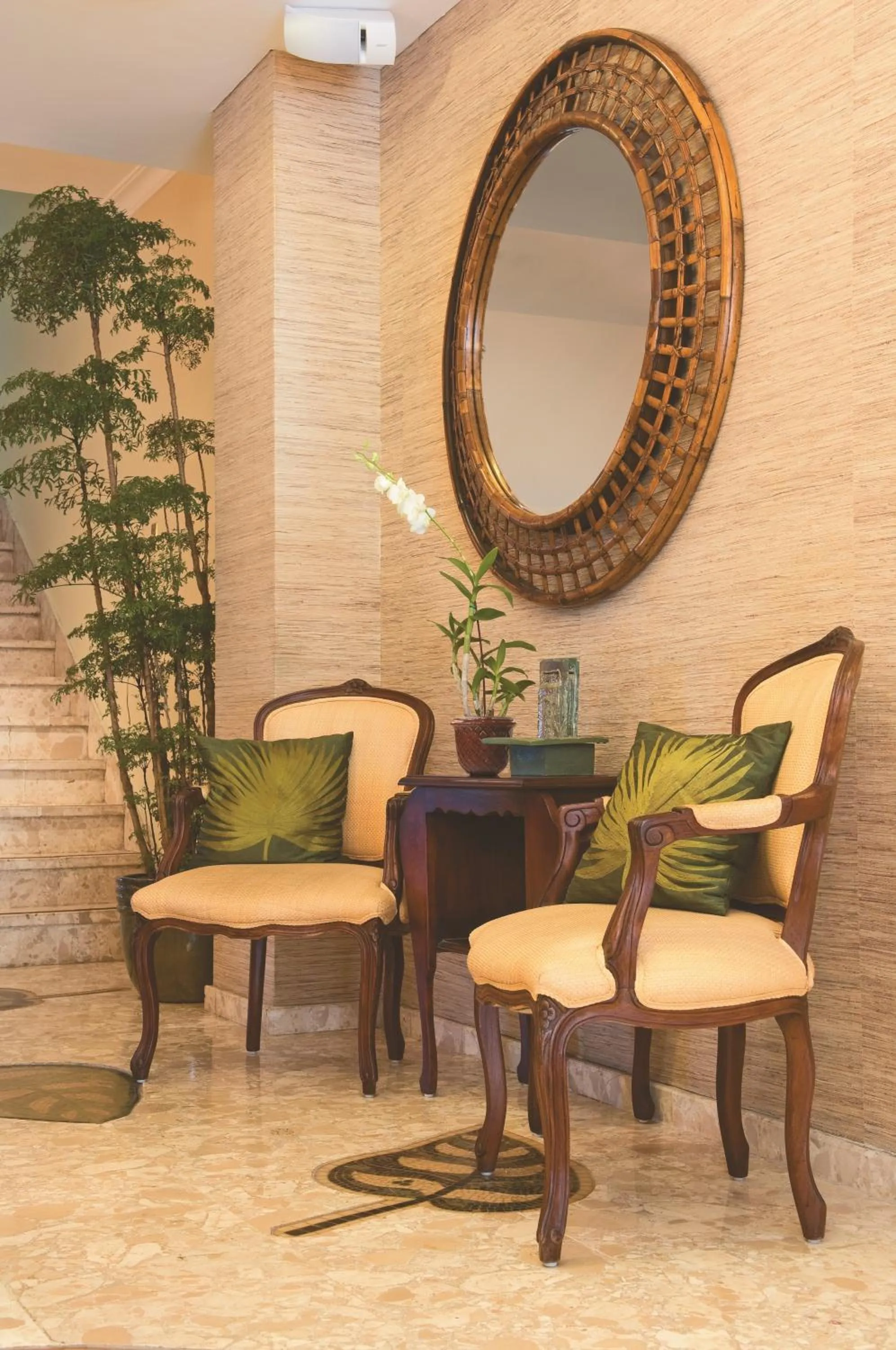 Lobby or reception in Plaza Florida Suites