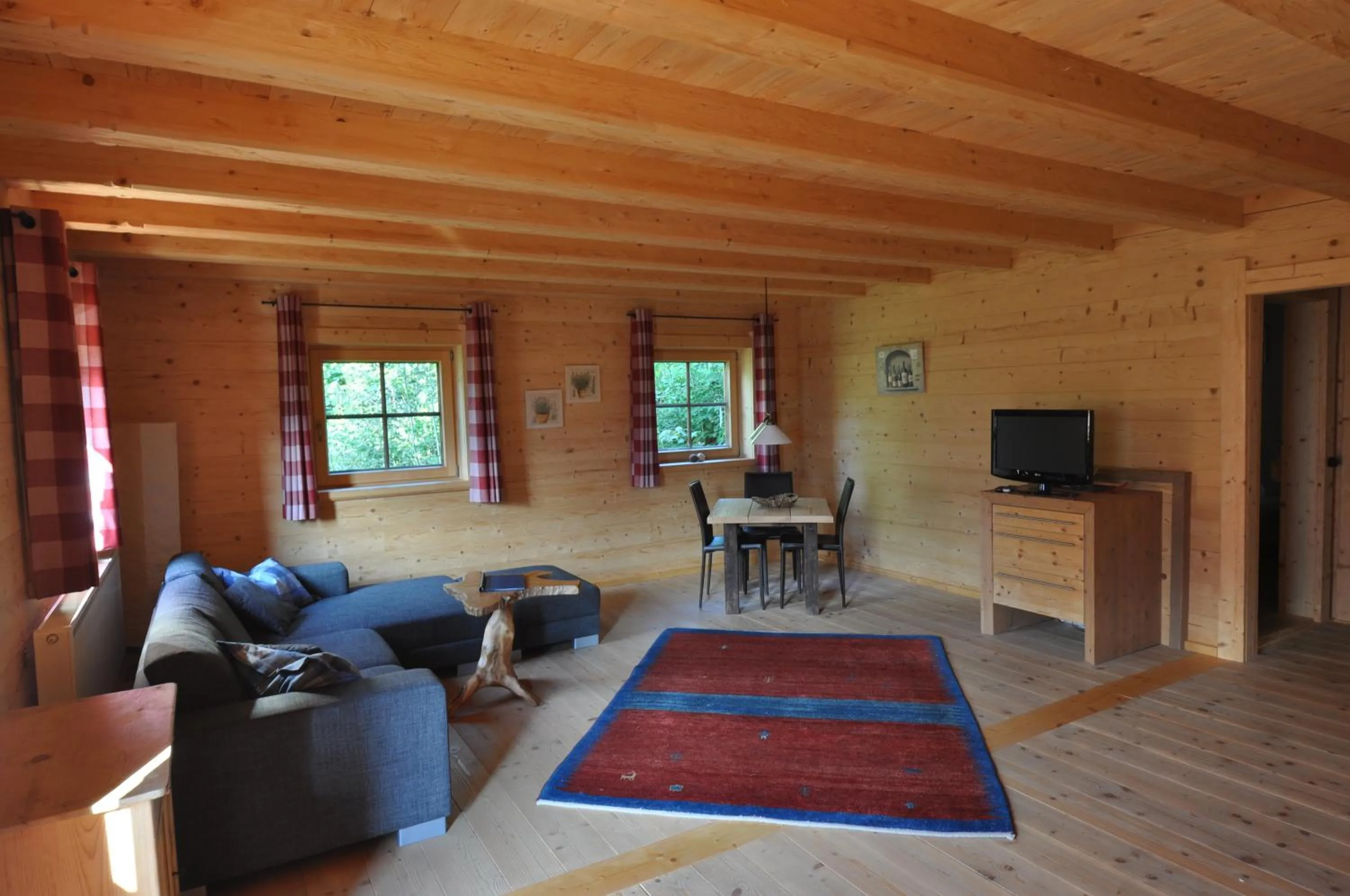 Dining area in Sonnenplatzl im Zillertal