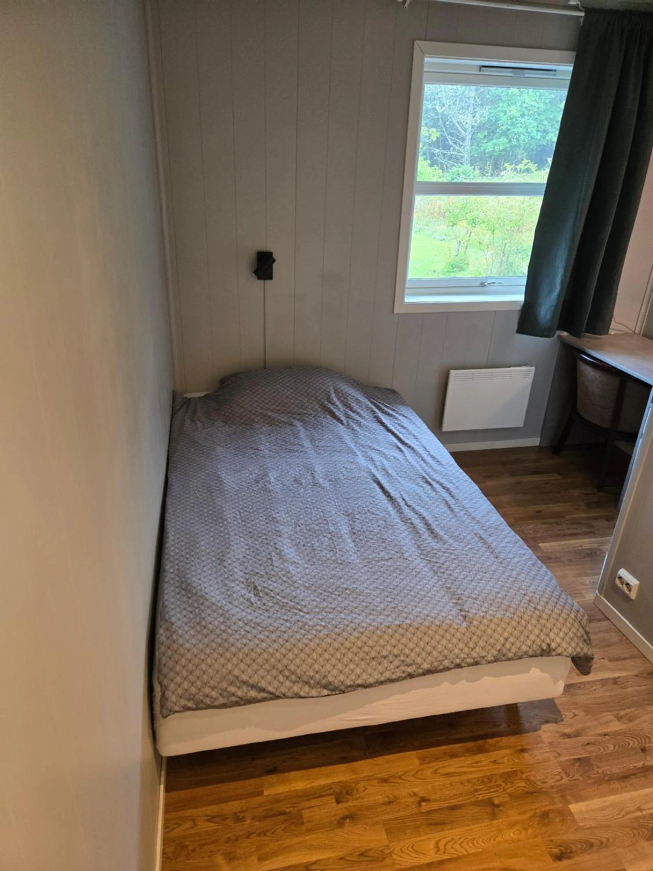 Bed in Vestavind hytter og rom AS