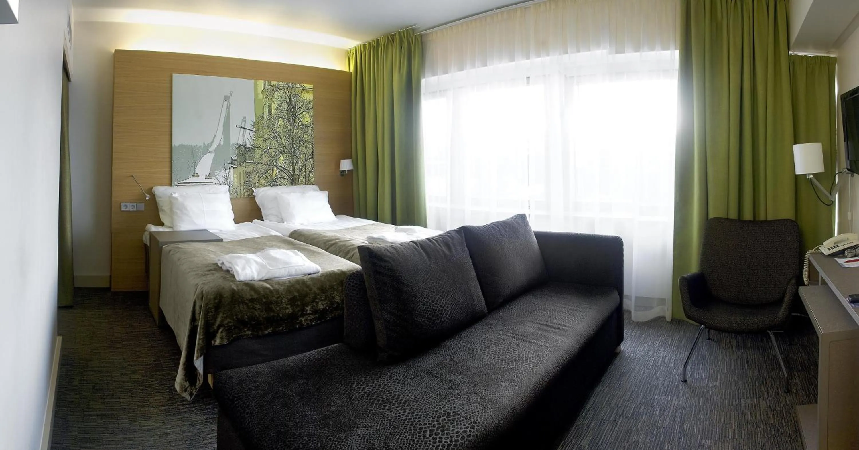 Bedroom, Bed in Solo Sokos Hotel Lahden Seurahuone