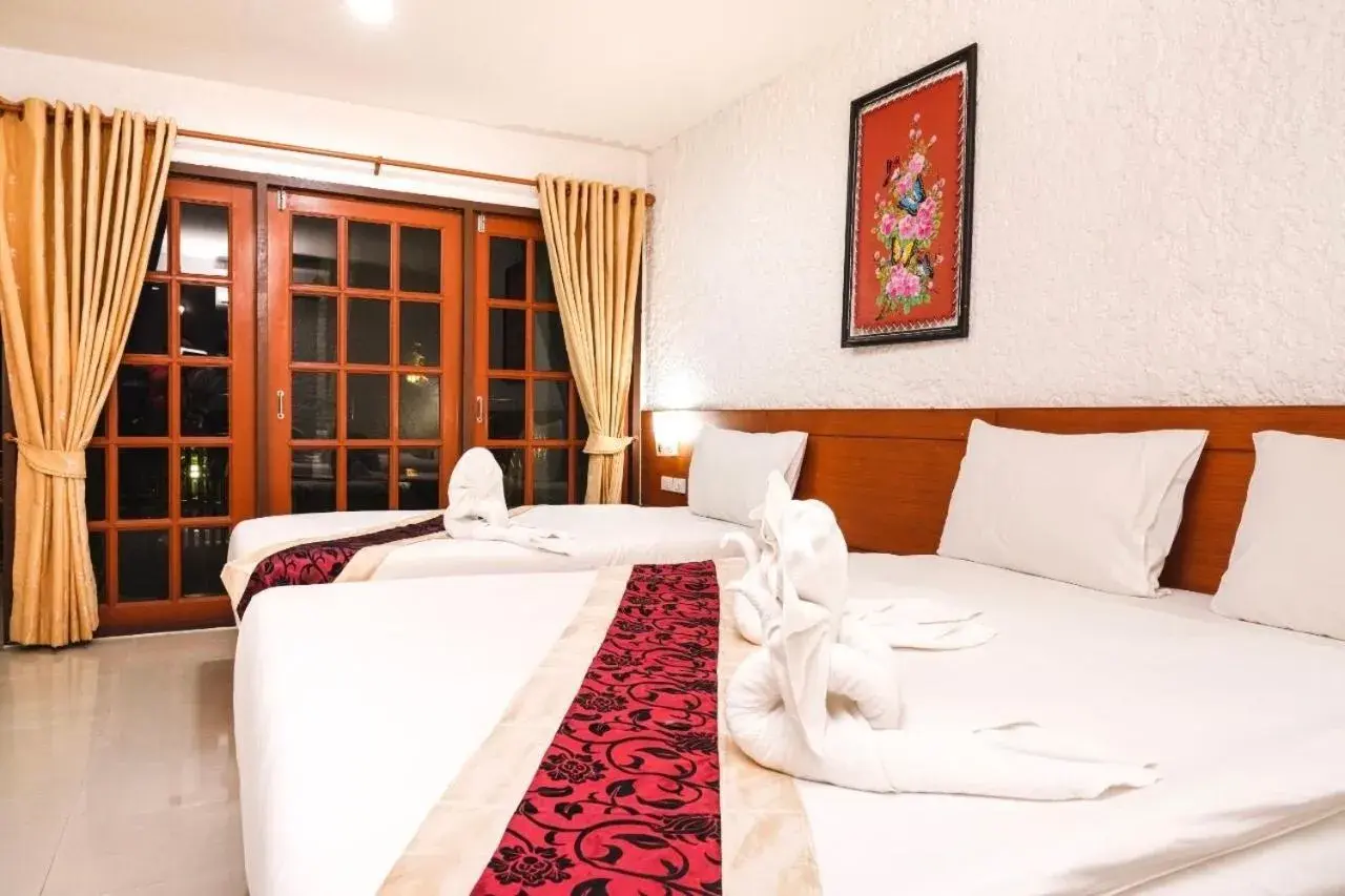 Bedroom, Bed in Neptuna Hotel Bedroom, Bed in Neptuna Hotel