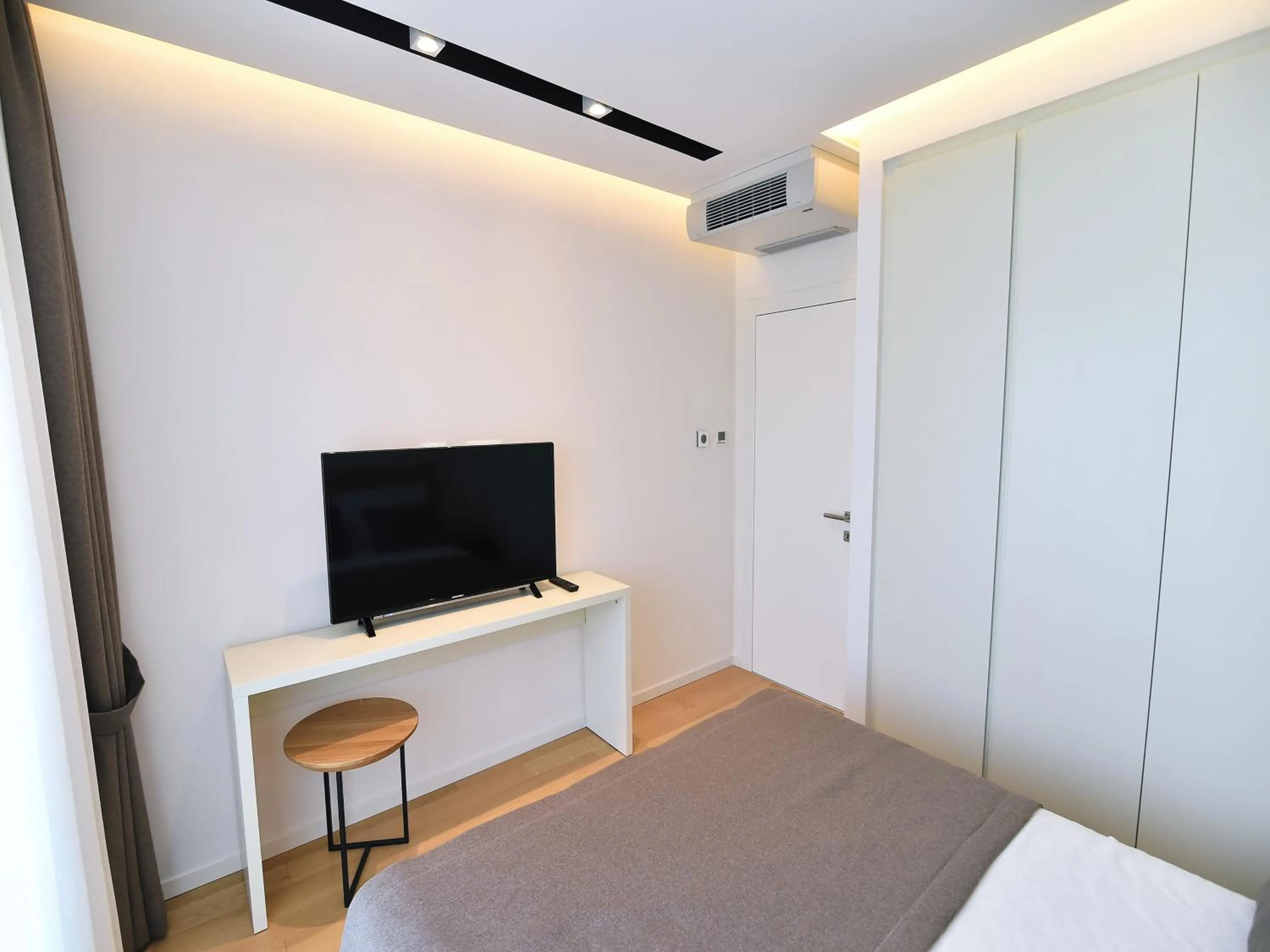 TV and multimedia, Bed in Apartments in Villa Ziza, rooftop swimming pool