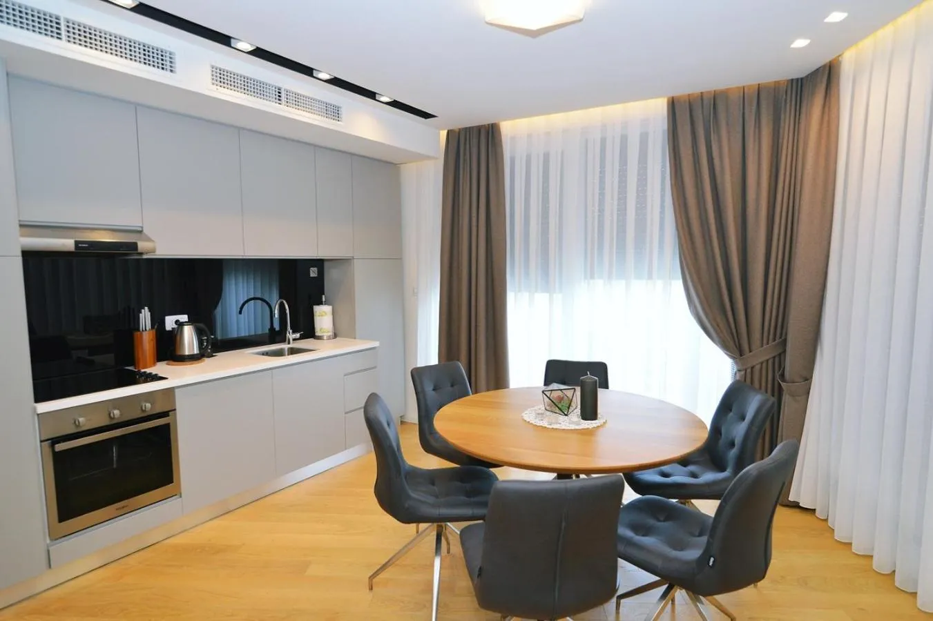 Coffee/tea facilities in Apartments in Villa Ziza, rooftop swimming pool