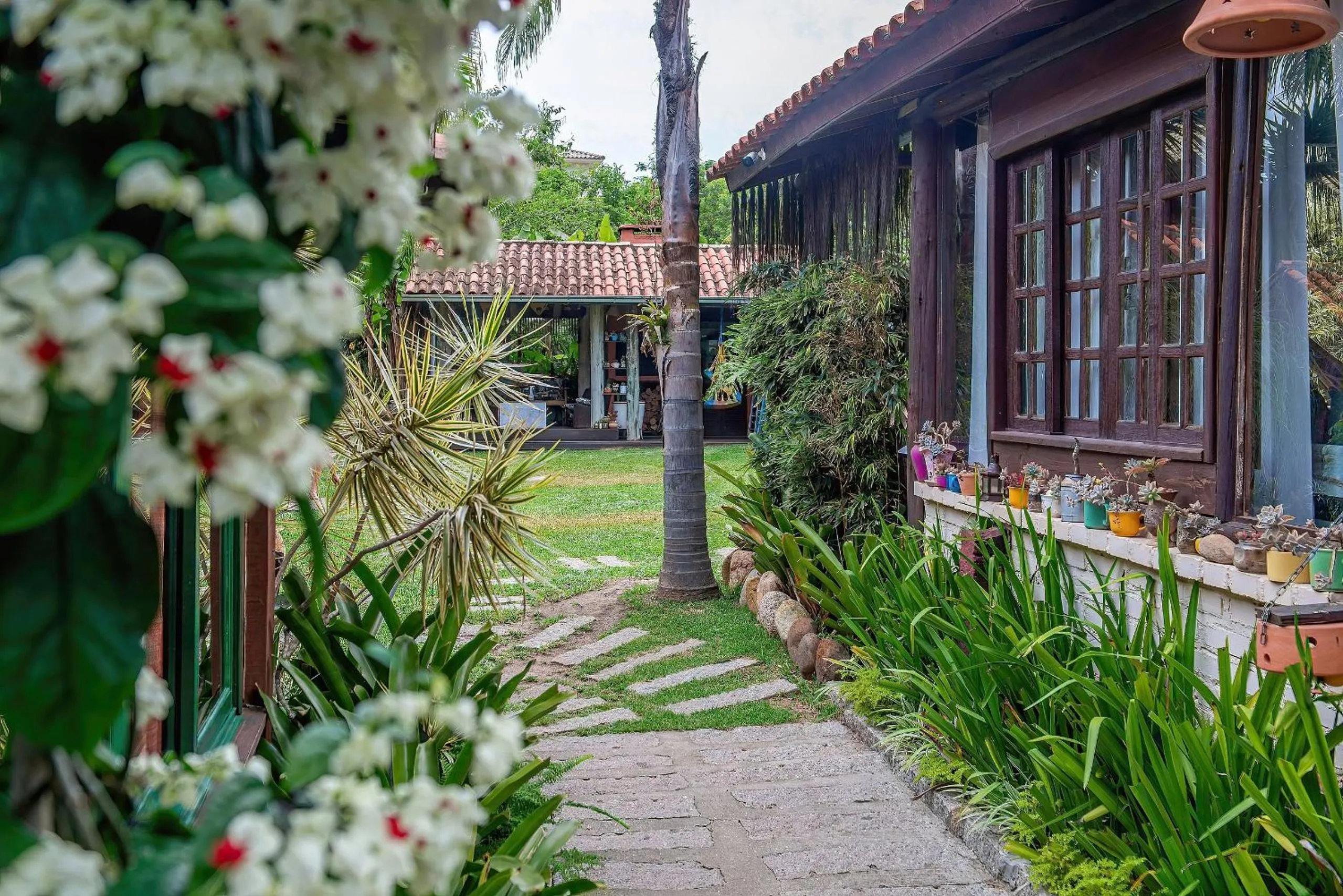 Garden in Pousada Rosa da Praia - Praia do Rosa - SC